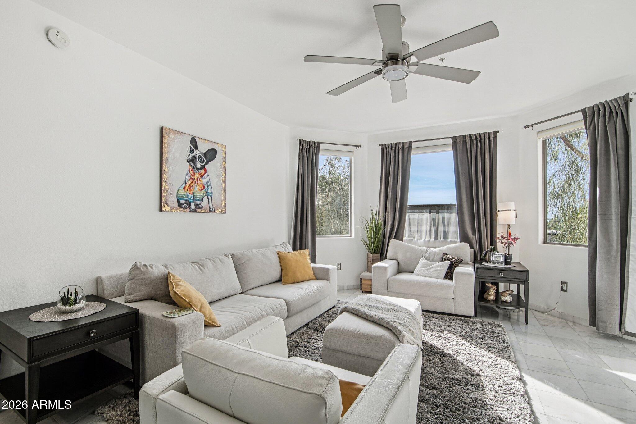 9820 N CENTRAL Avenue 123