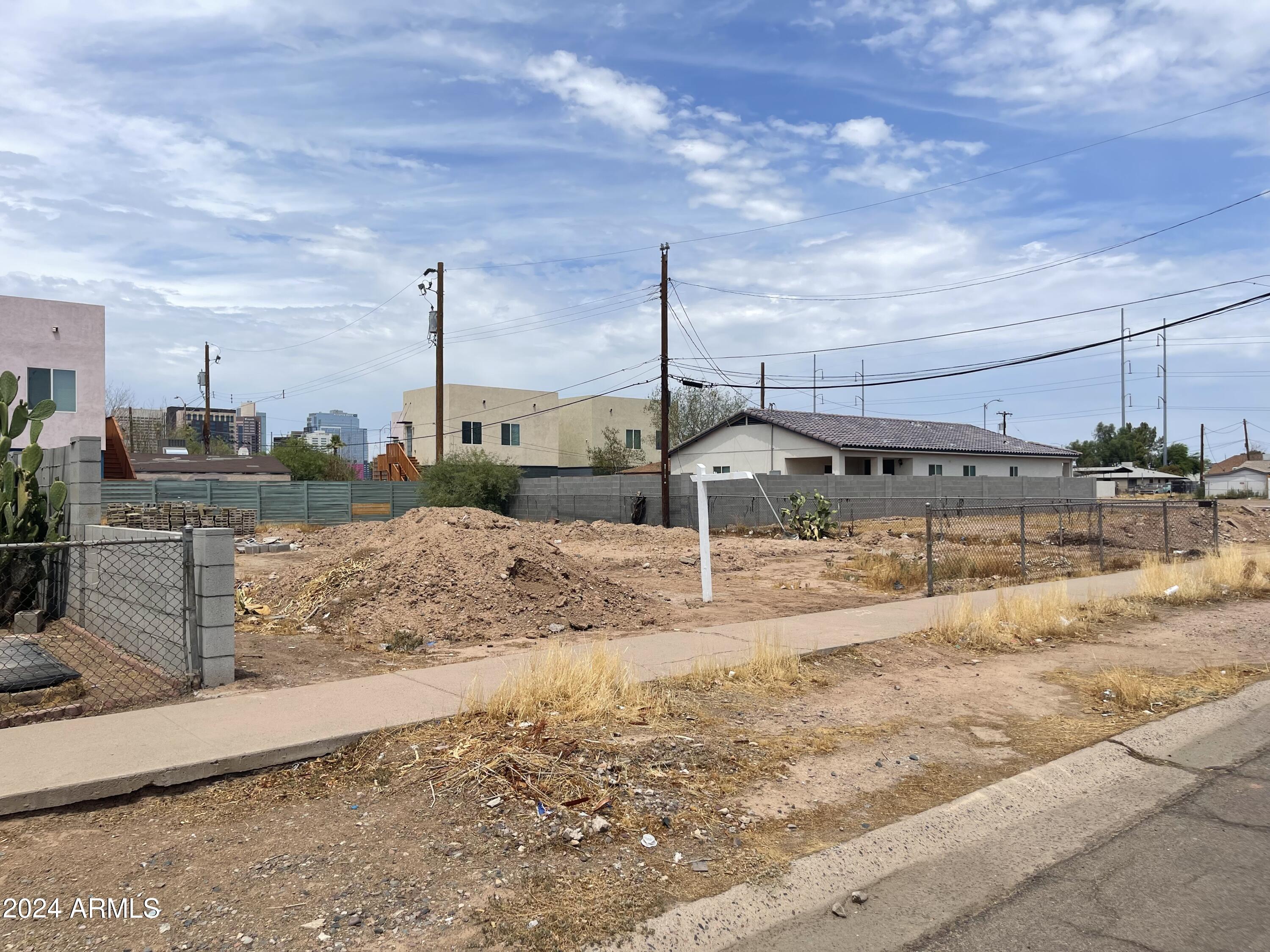 340 W YAVAPAI Street 9