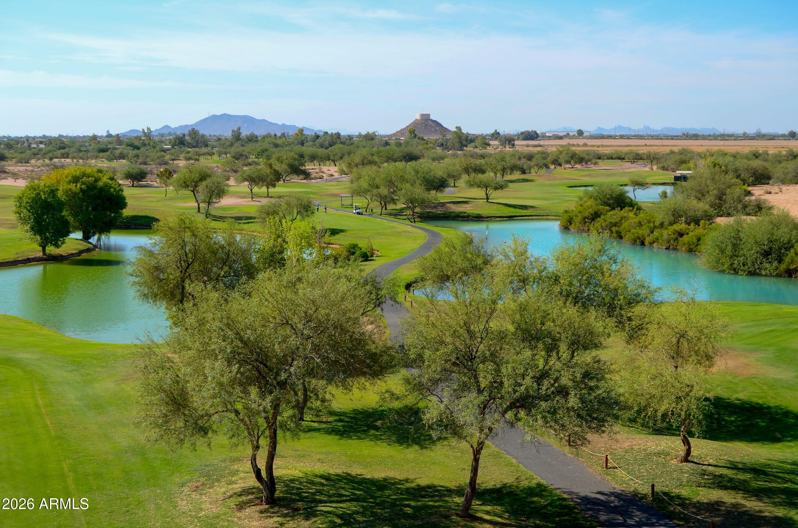 946 W TORREY PINES Boulevard