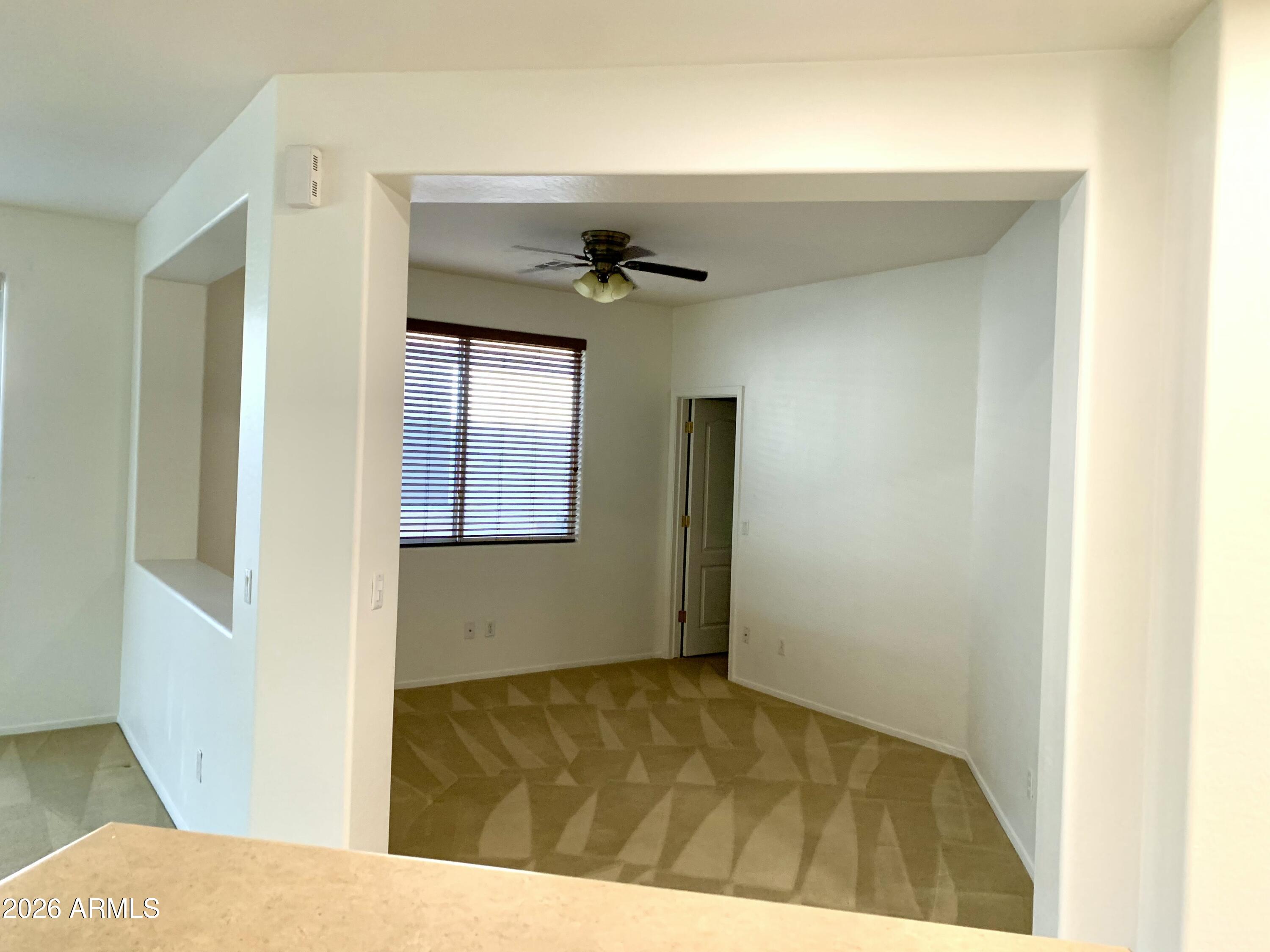 22946 W DESERT BLOOM Street