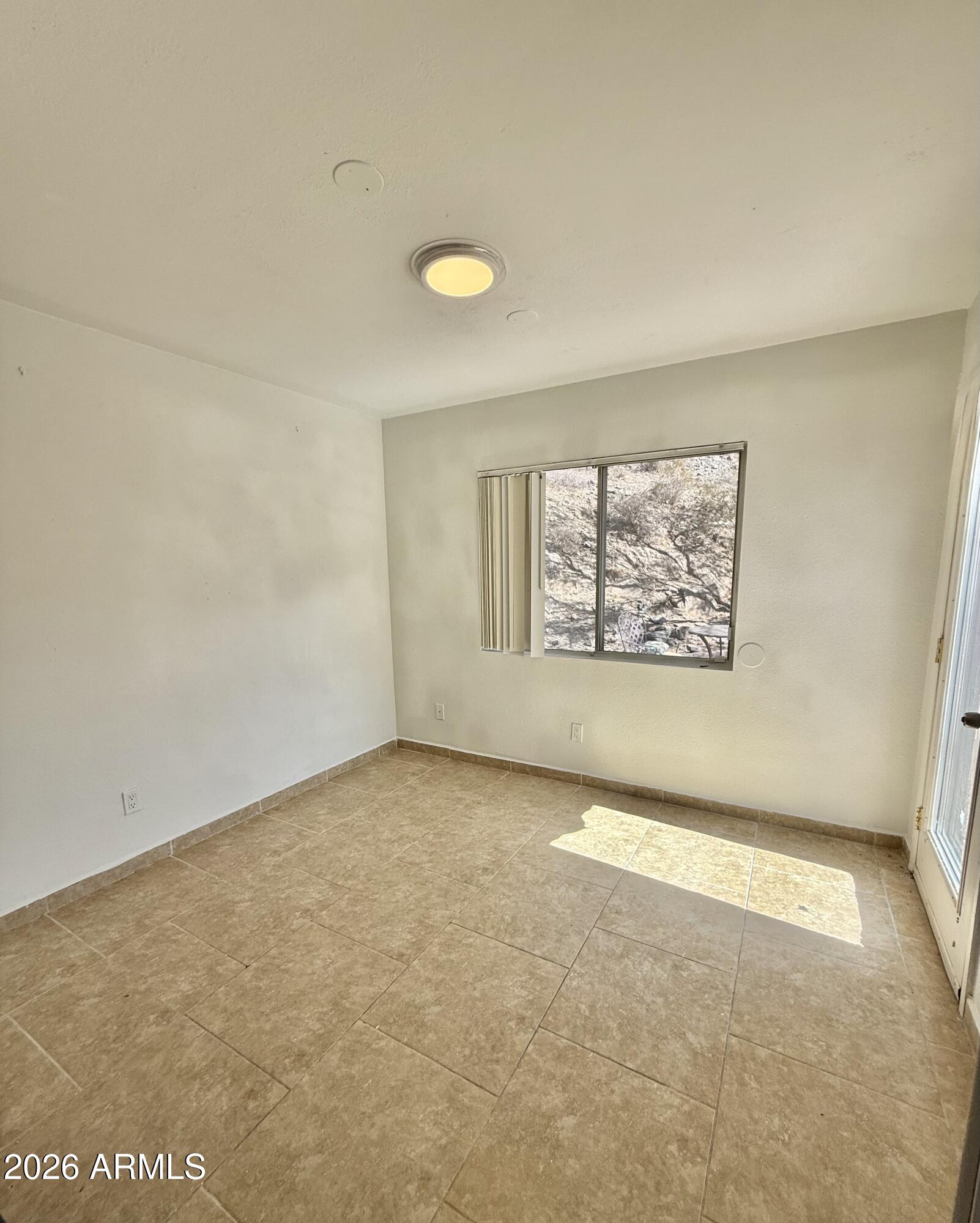 1130 E BUTLER Drive A1
