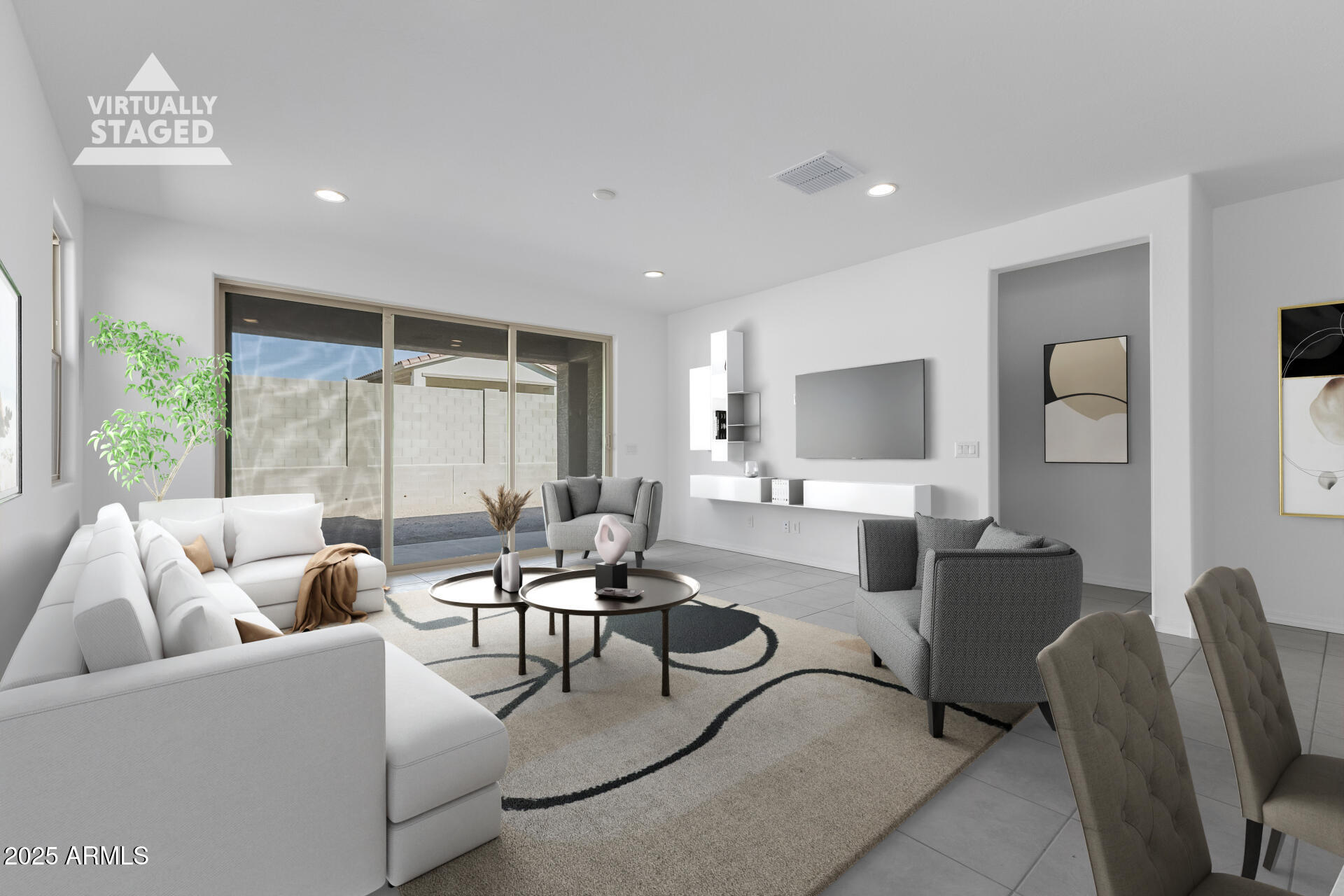 24166 W HILTON Avenue