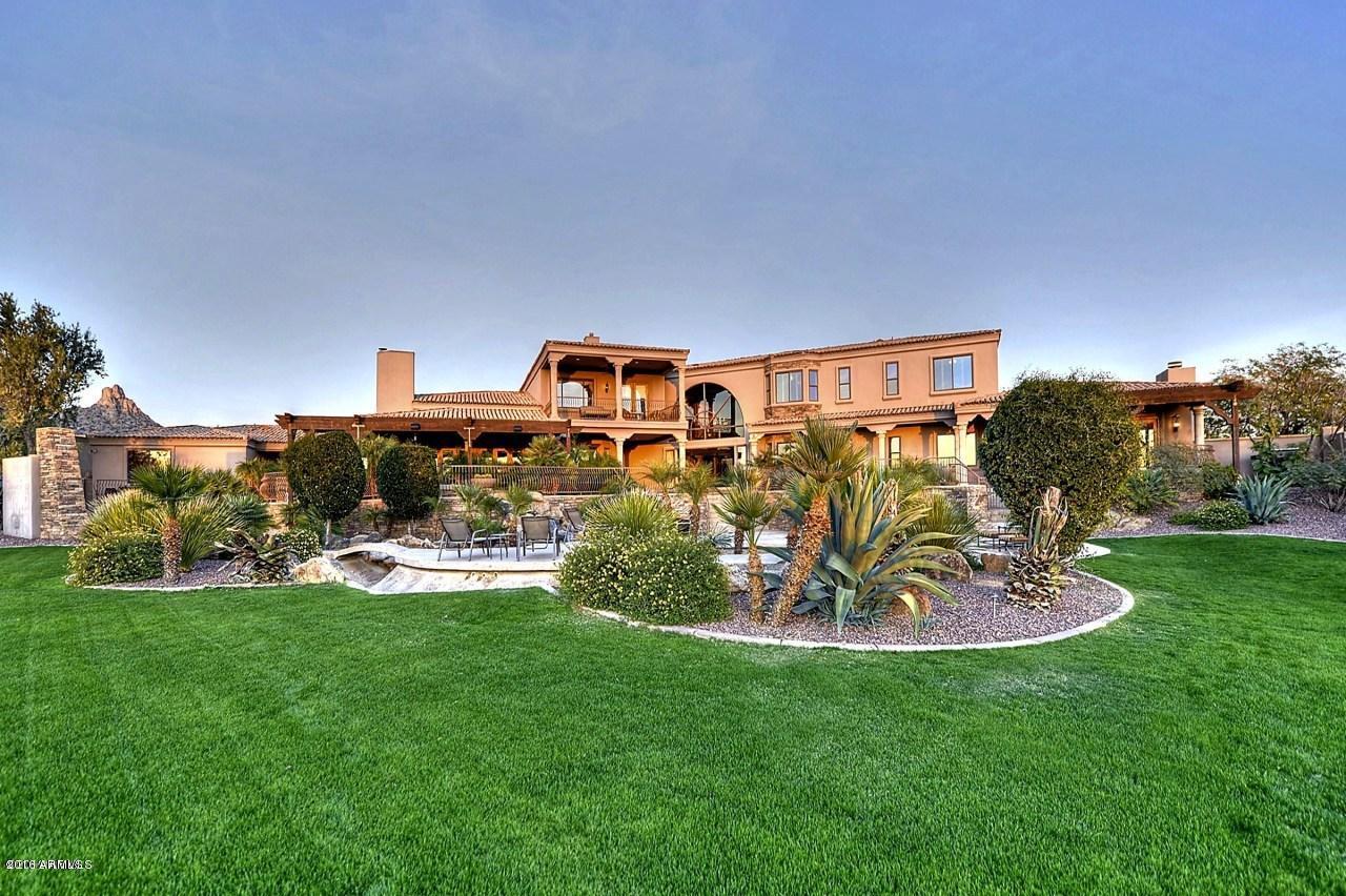 THE PEAK - Residential