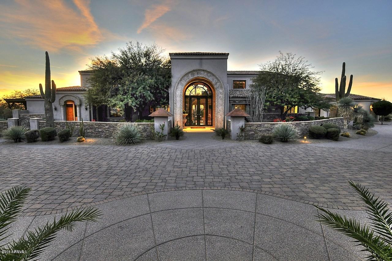 THE PEAK - Residential
