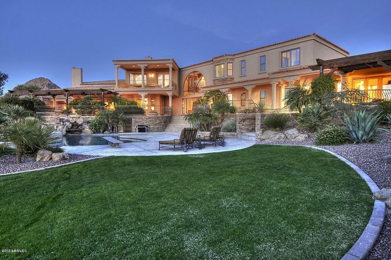 THE PEAK - Residential