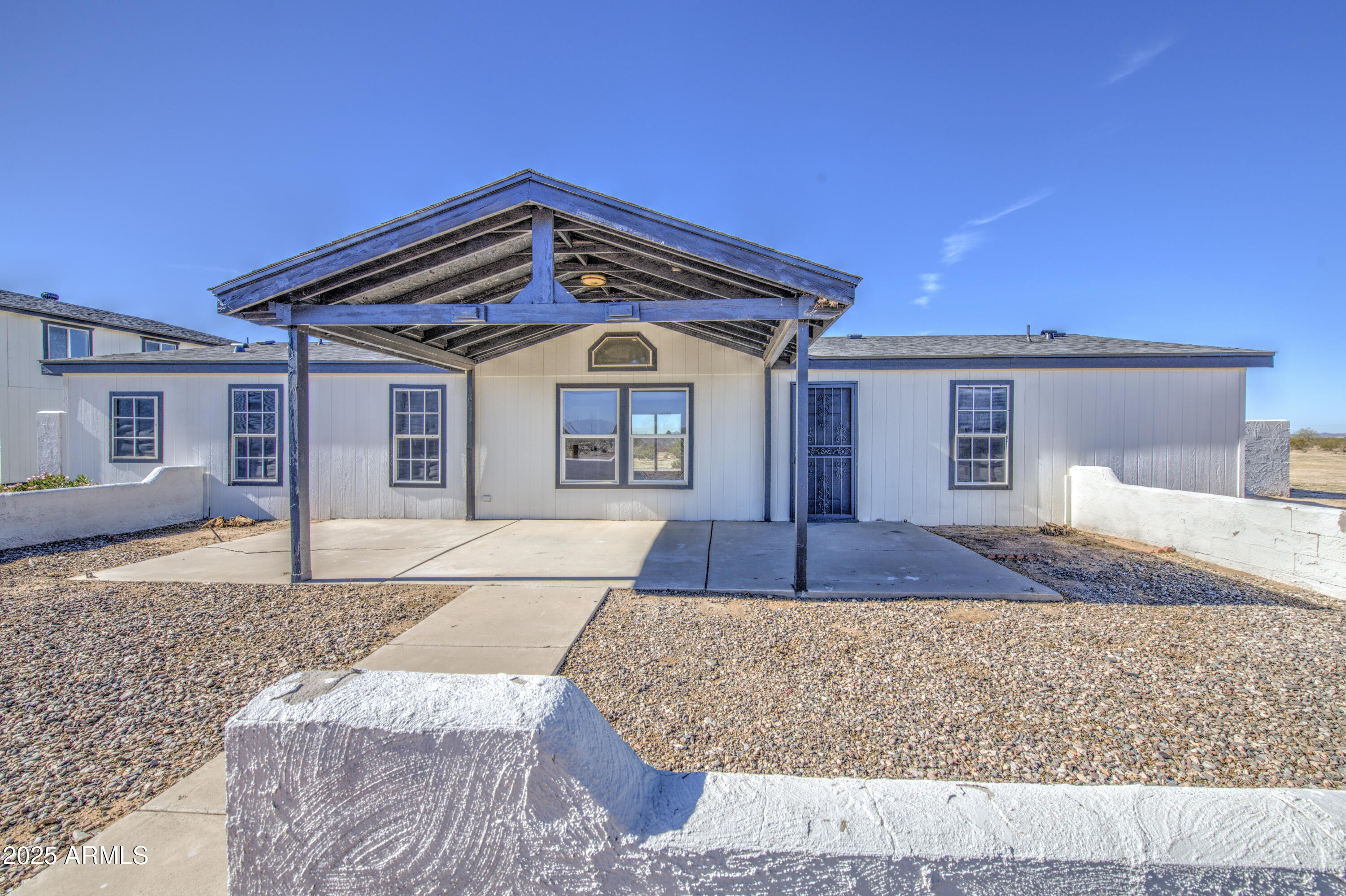 10962 N LOCUST Street