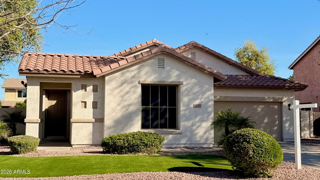 Photo of 1236 E Nightingale Lane, Gilbert, AZ 85298 (MLS # 6990539)