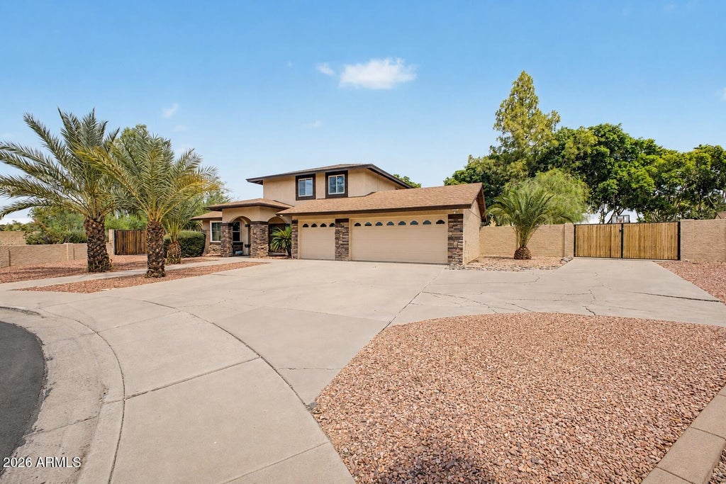 Photo of 2612 E Fox Street, Mesa, AZ 85213 (MLS # 7052682)