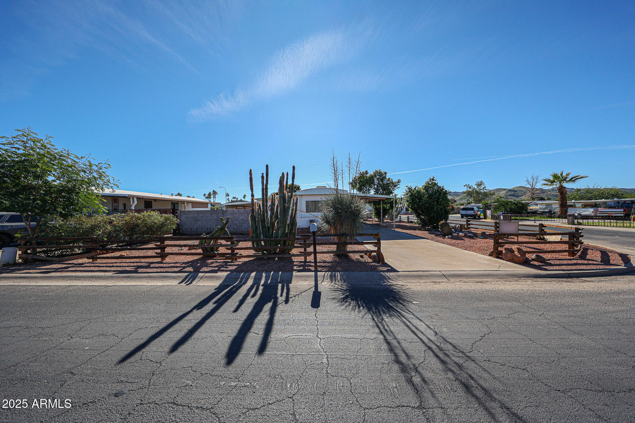 4353 E FREMONT Street