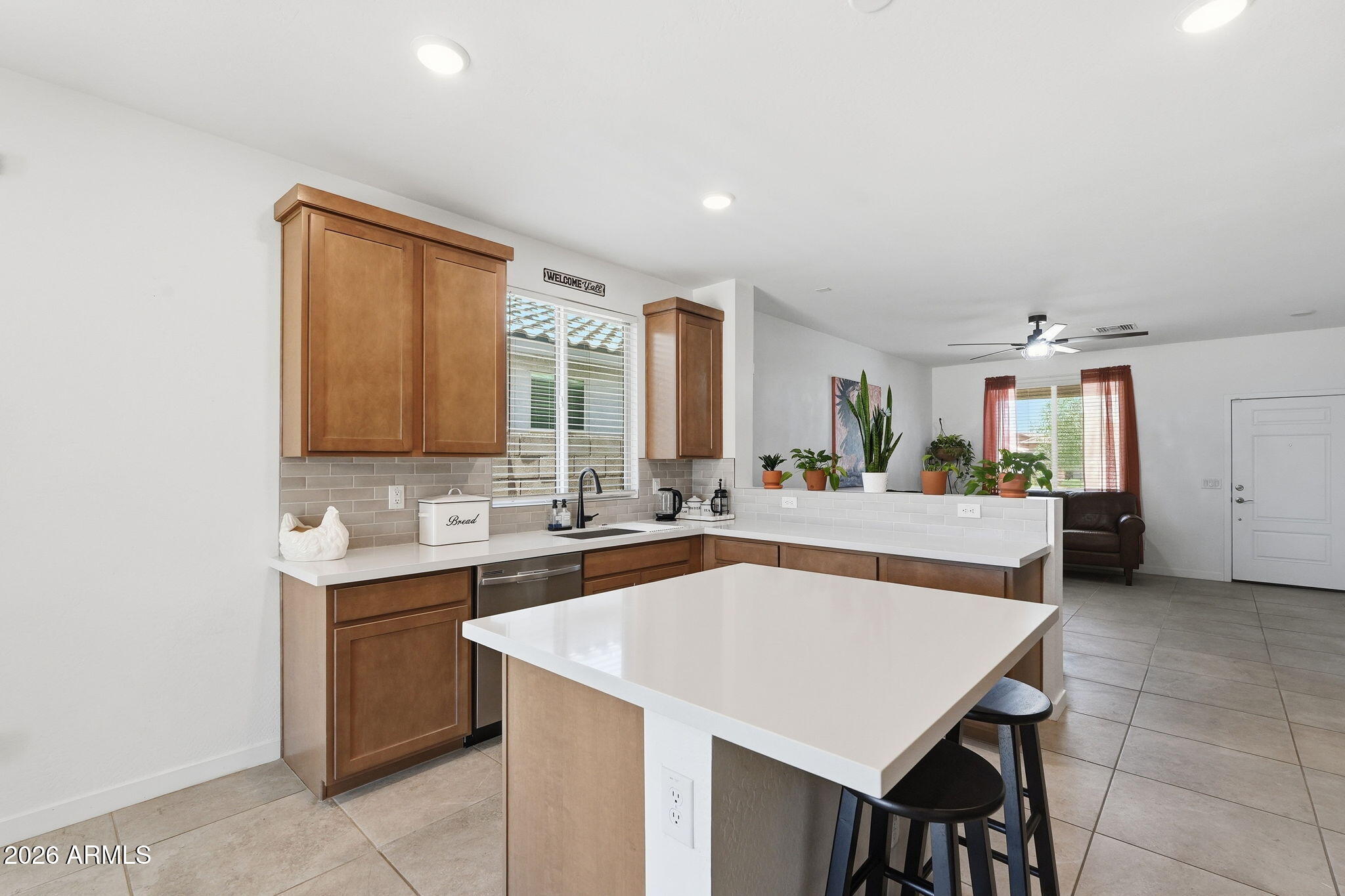 17015 W BUTLER Avenue