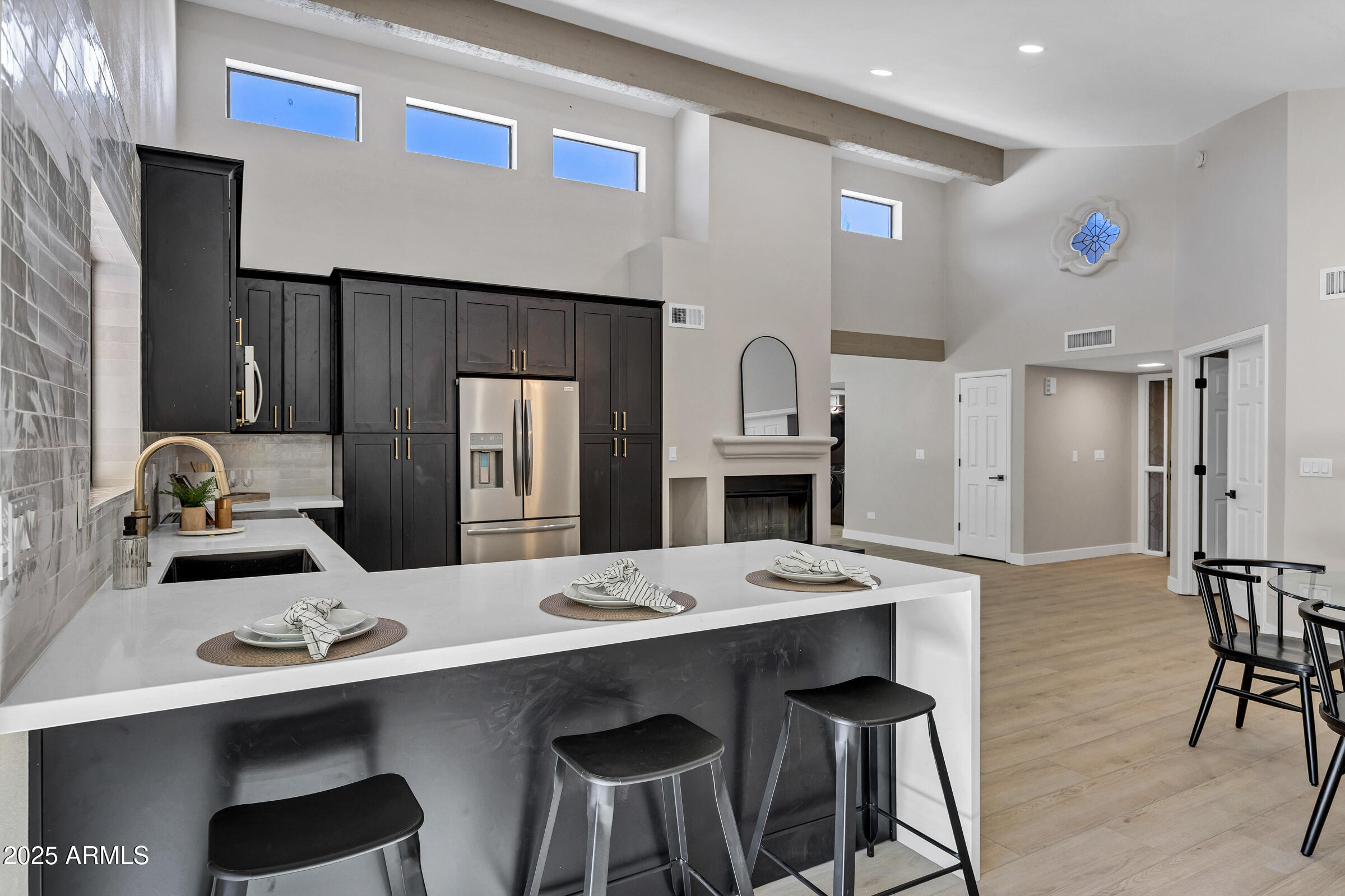 11052 N 10TH Place