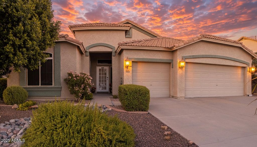 Photo of 3306 E Clark Drive, Gilbert, AZ 85297 (MLS # 6922161)