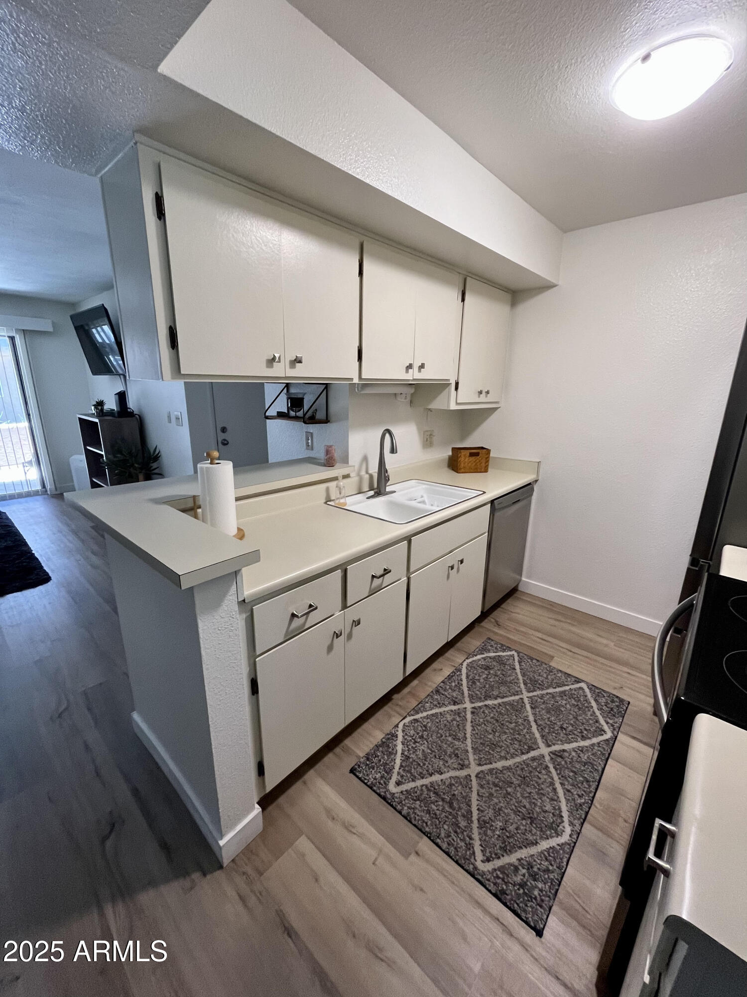 4554 E PARADISE VILLAGE Parkway N 102