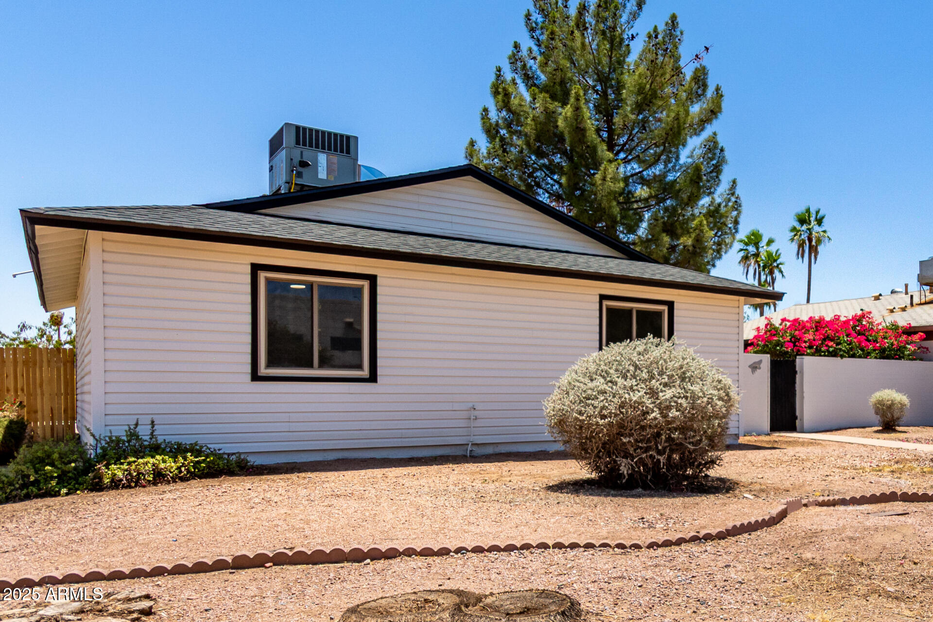 4519 E ROESER Road
