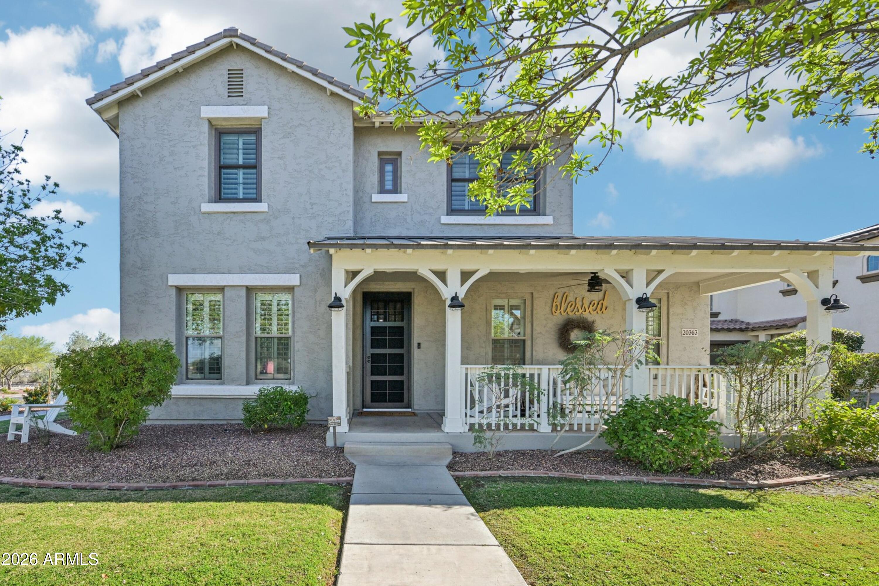 20363 W THAYER Street