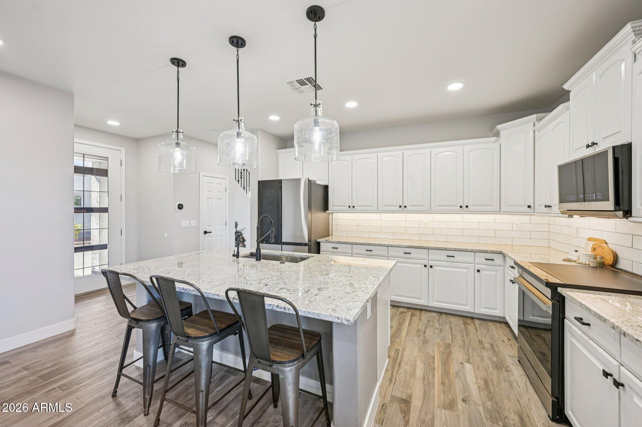 20363 W THAYER Street