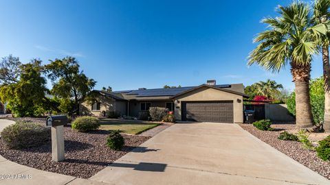 Single Family Residence in Phoenix AZ 2614 MERCER Lane.jpg