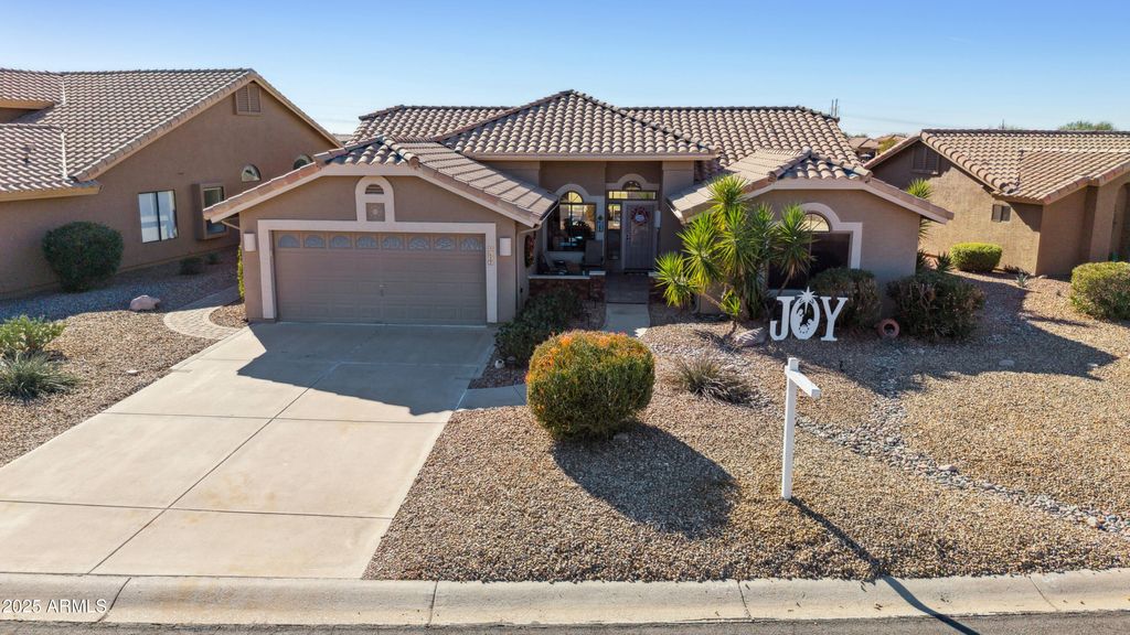 Photo of 5682 S Creosote Drive, Gold Canyon, AZ 85118 (MLS # 6957072)