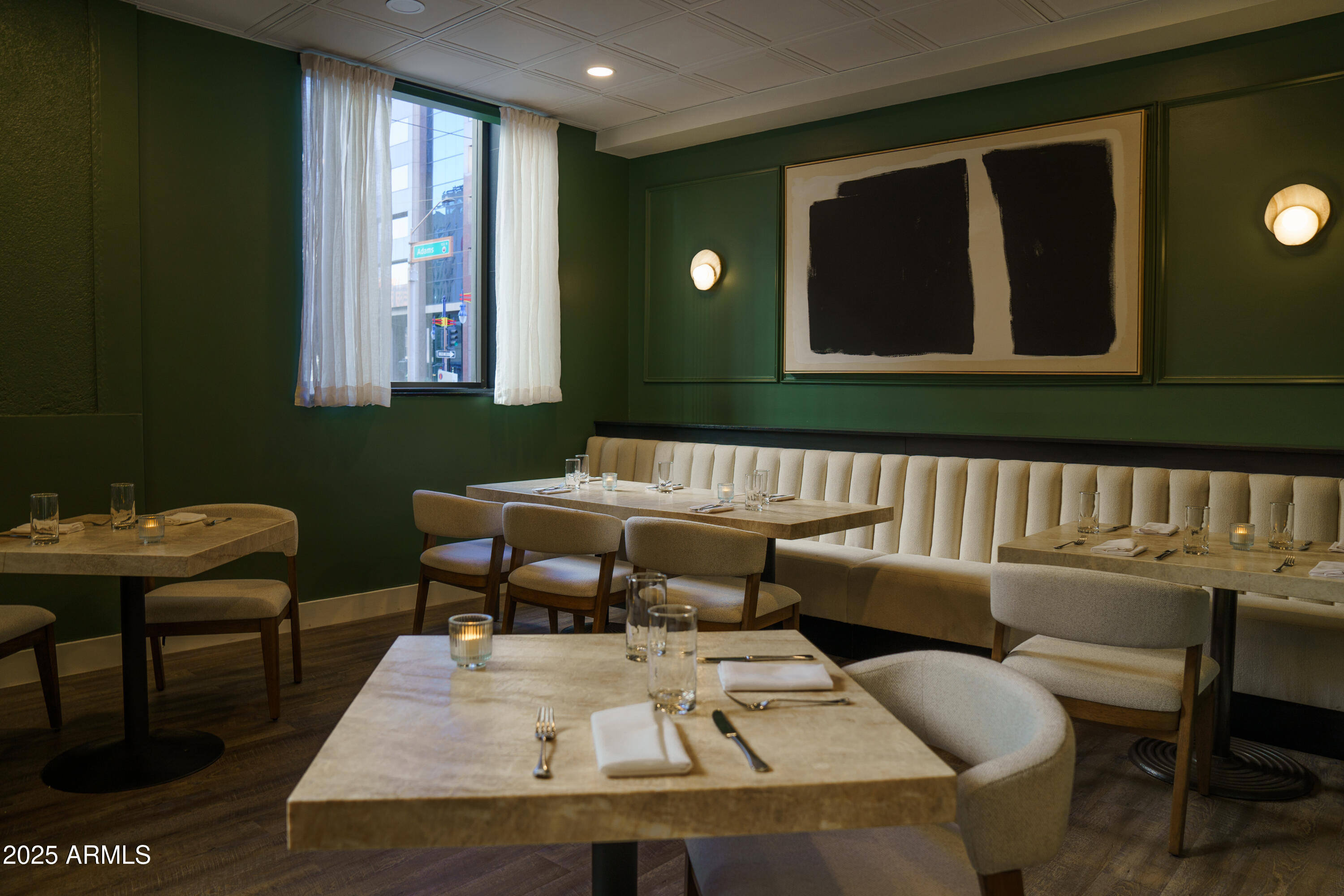 114 W ADAMS Street 103