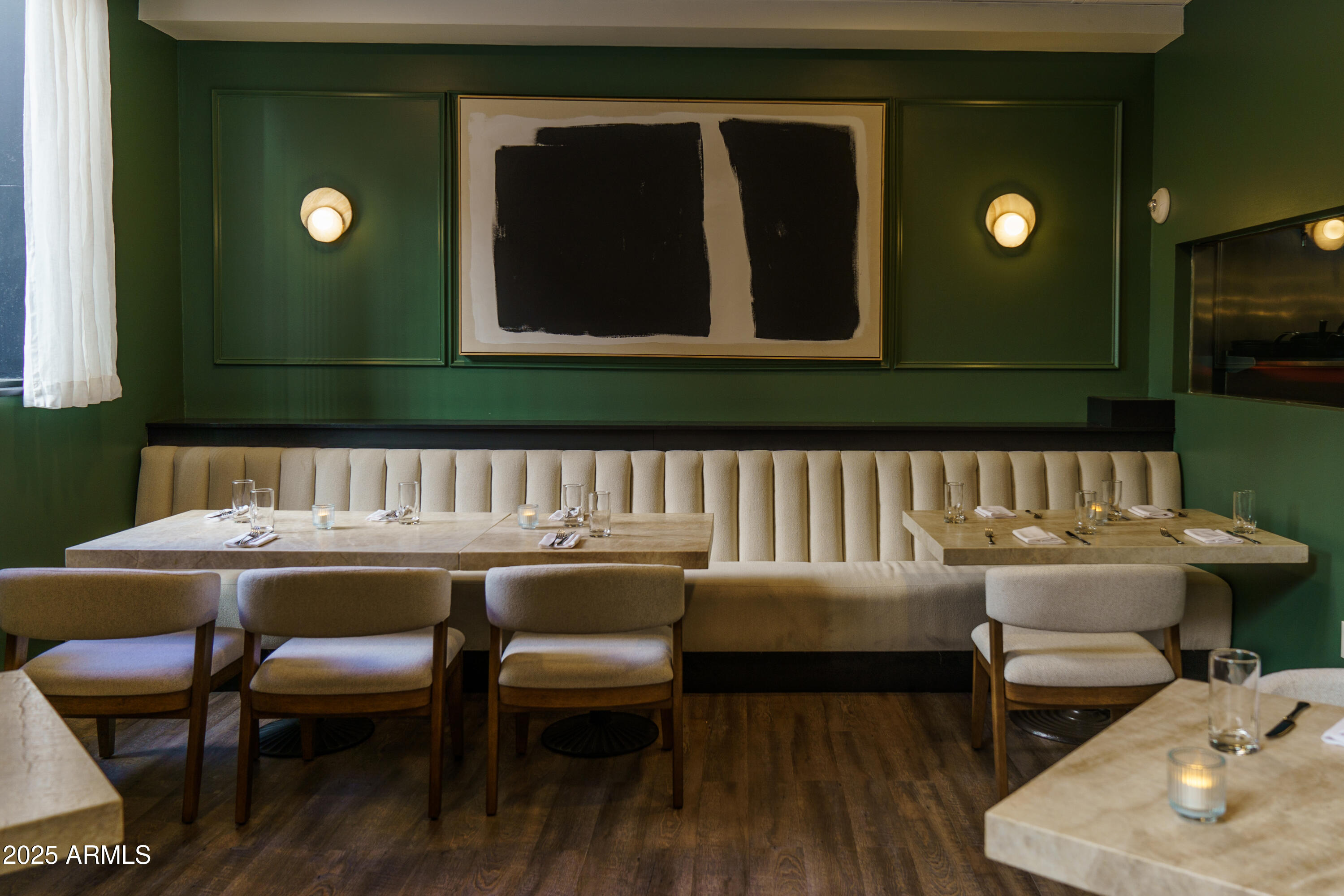 114 W ADAMS Street 103