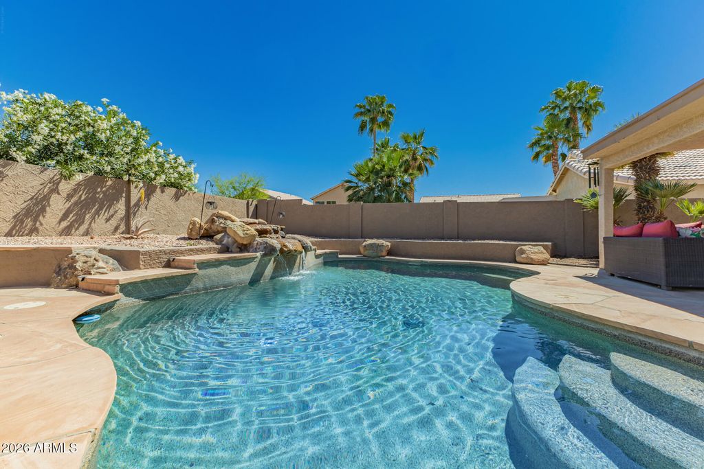 Photo of 421 S Robins Way, Chandler, AZ 85225 (MLS # 7007403)