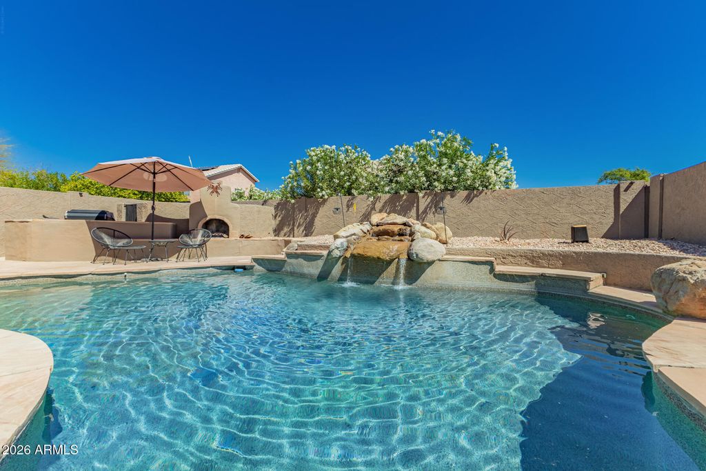 Photo of 421 S Robins Way, Chandler, AZ 85225 (MLS # 7007403)