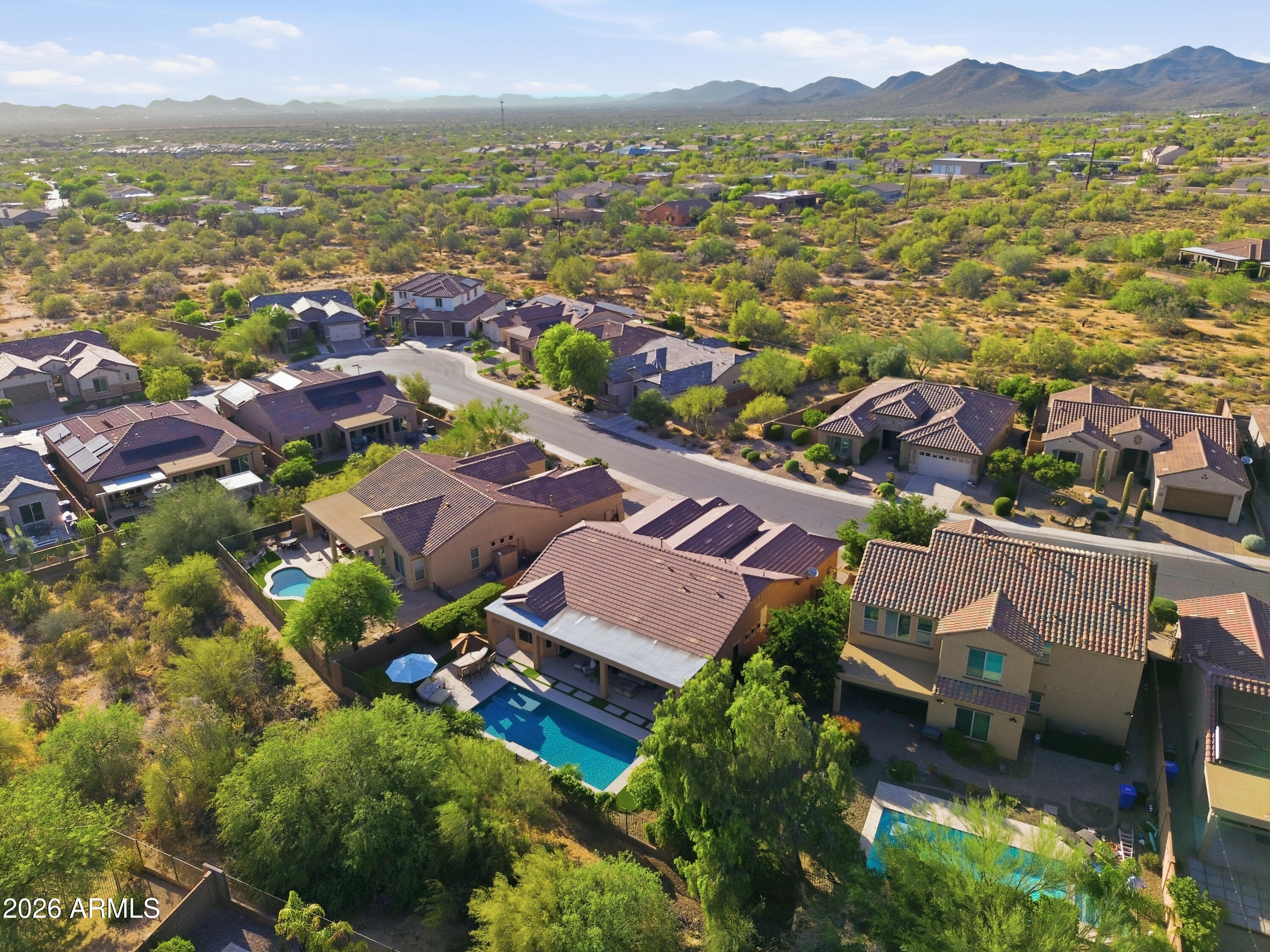 LONE MOUNTAIN - Residential