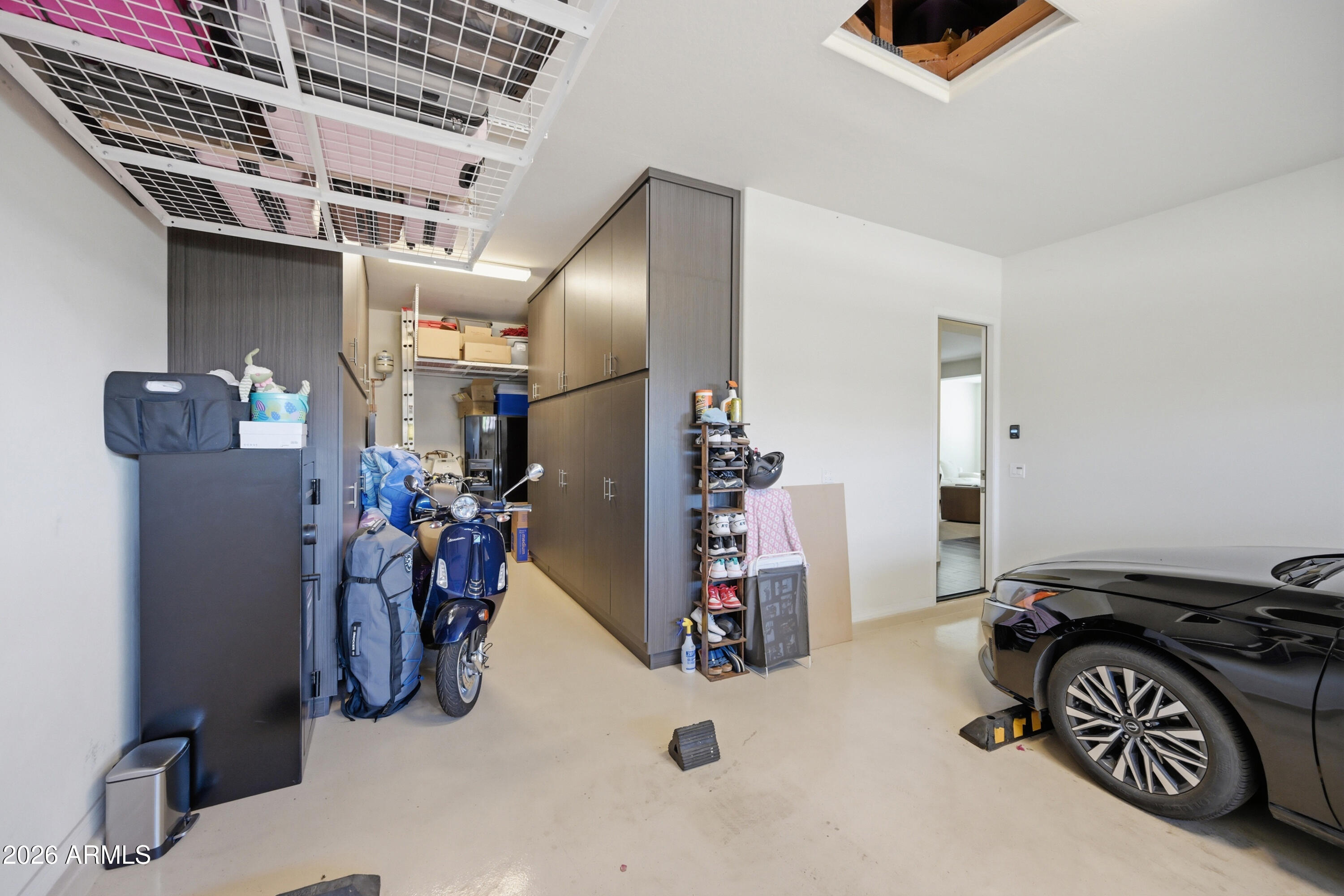 LONE MOUNTAIN - Residential
