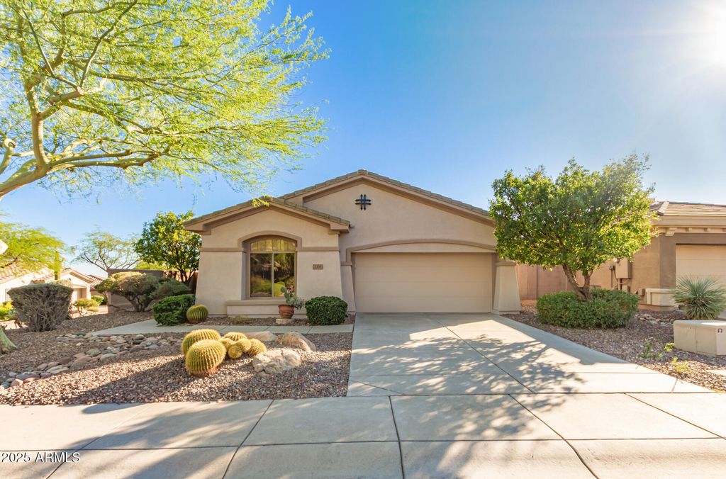 Photo of 2335 W Muirfield Drive, Anthem, AZ 85086 (MLS # 6928632)