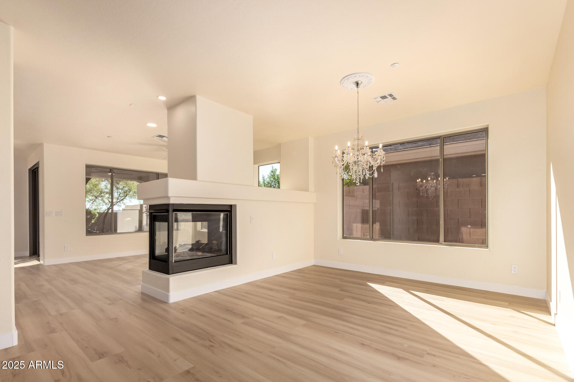 2335 W MUIRFIELD Drive