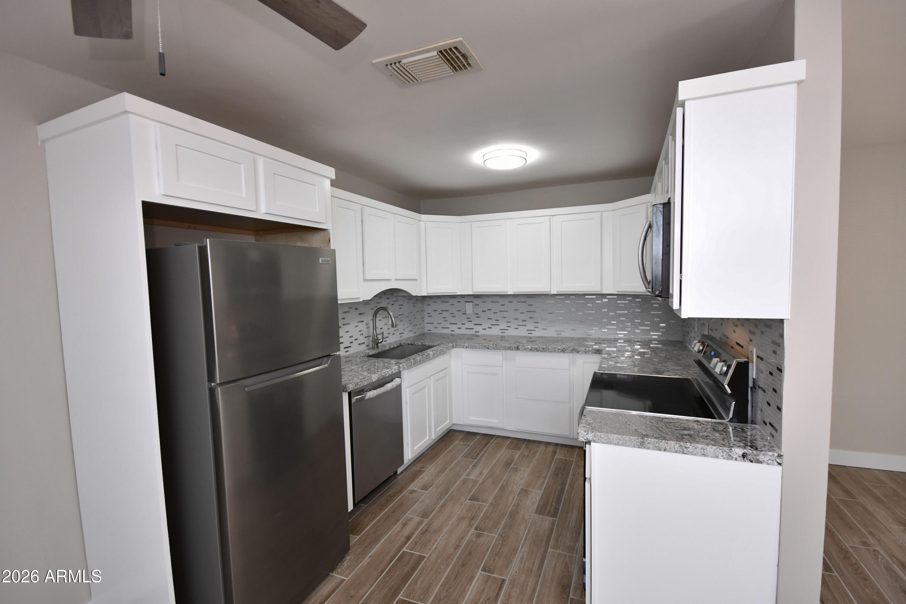 3511 E BASELINE Road 1182