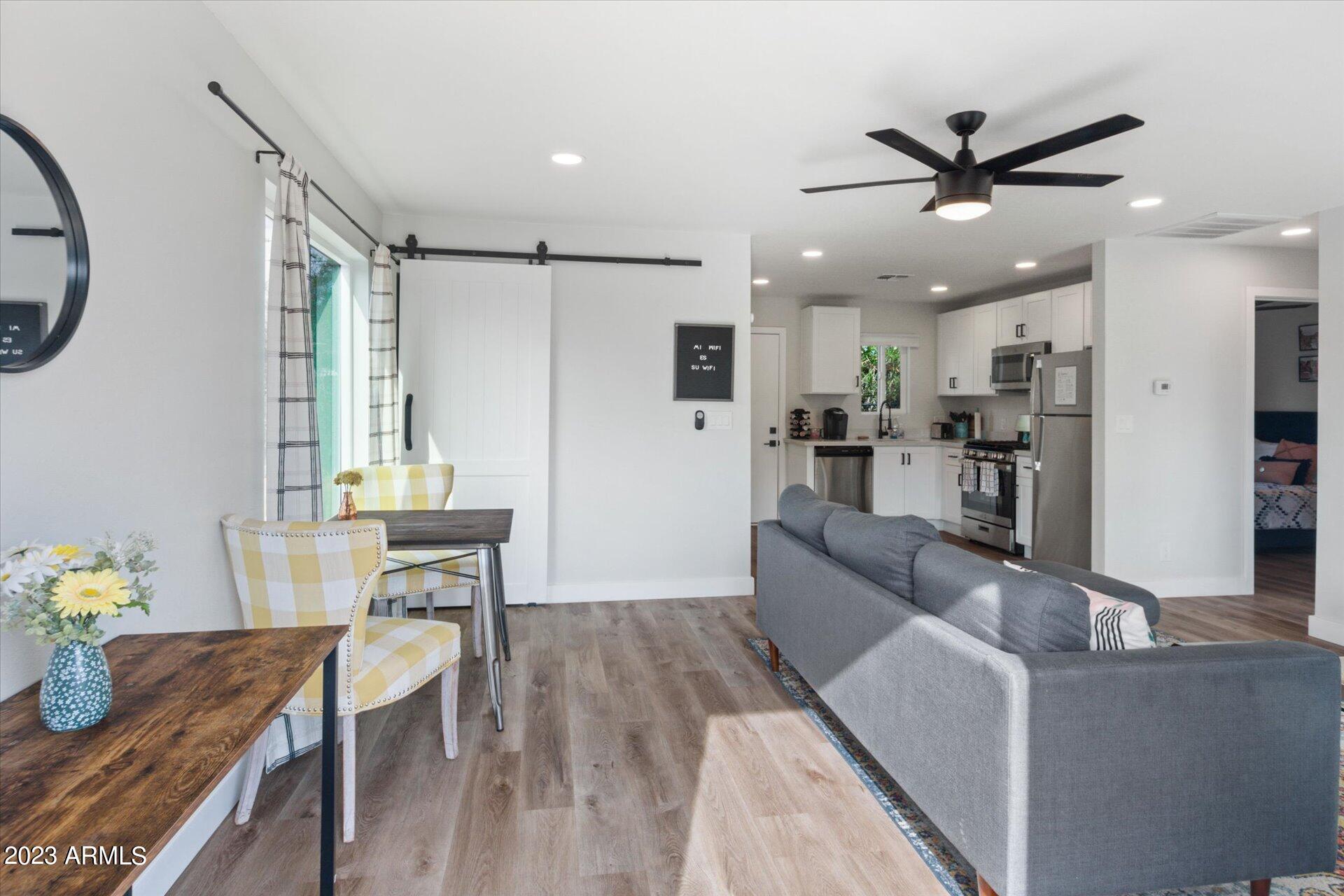 1808 E YALE Street 2