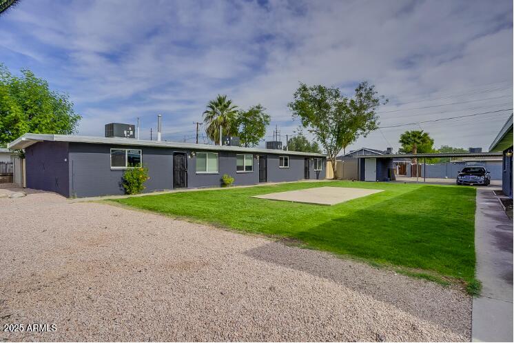 Properties 2 1231 N OLEANDER Street