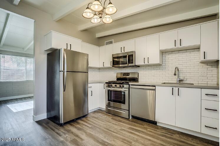 Properties 4 1231 N OLEANDER Street