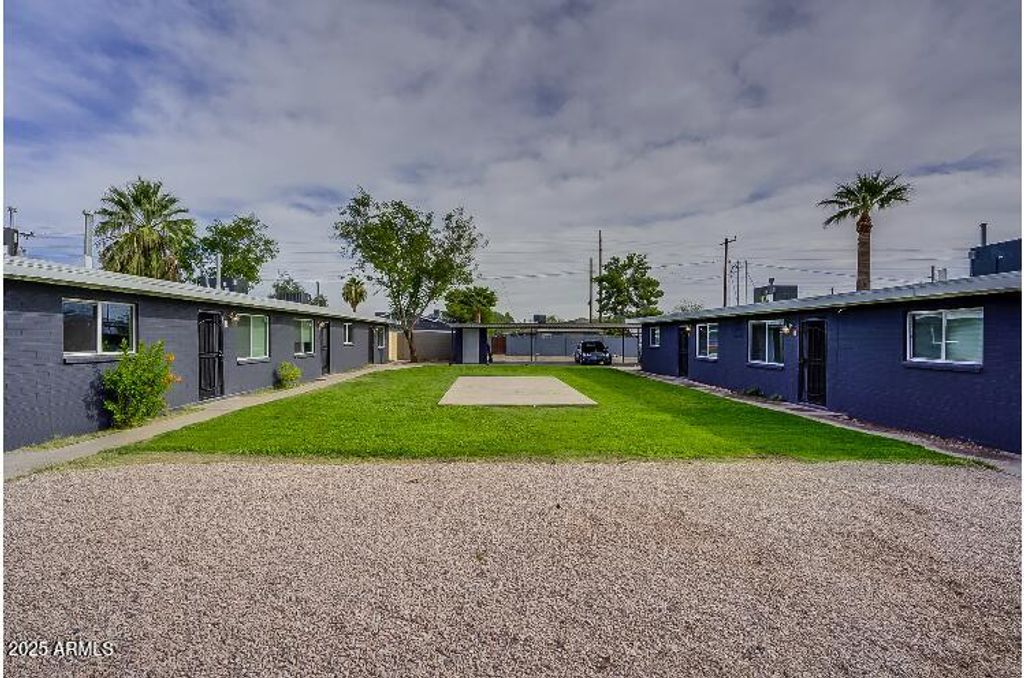 Photo of 1231 N Oleander Street, Tempe, AZ 85288 (MLS # 6960414)