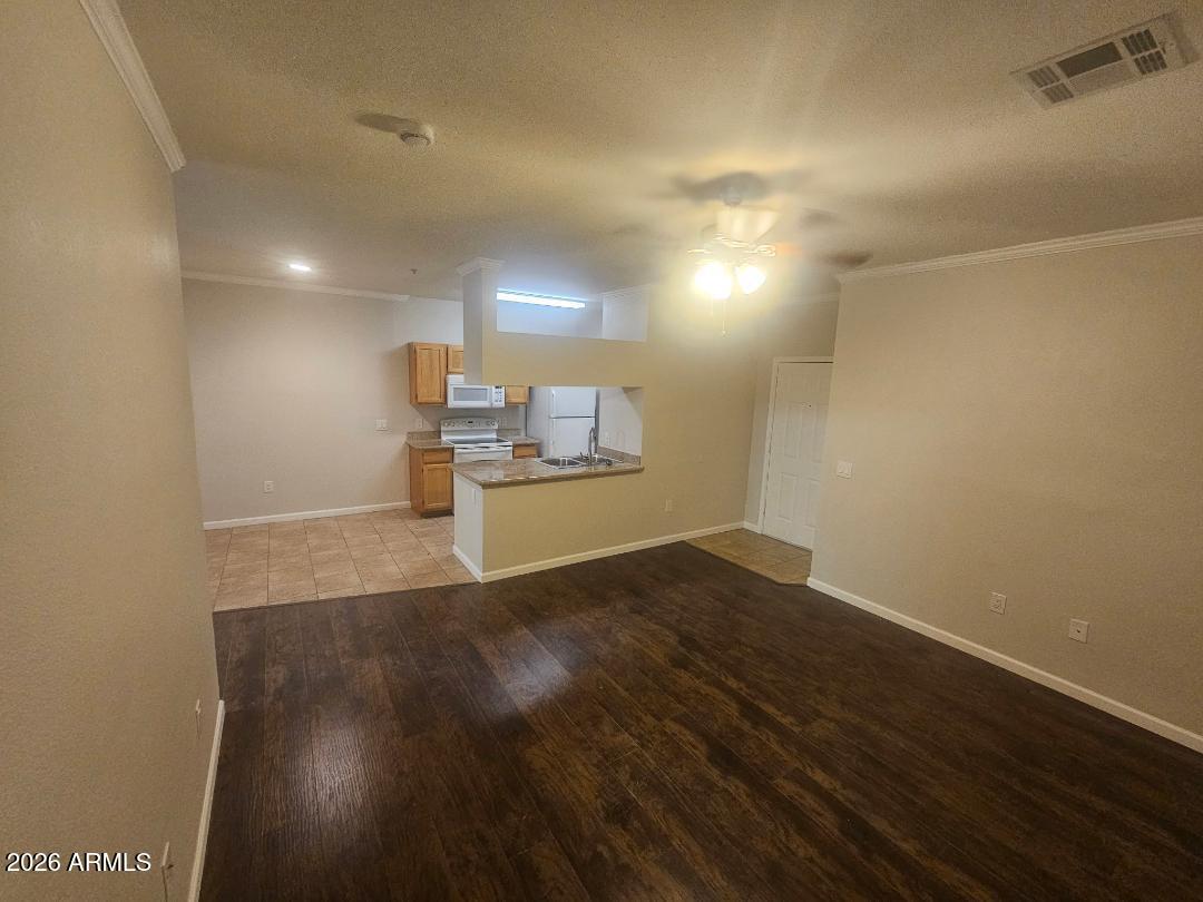 5401 E VAN BUREN Street 1099