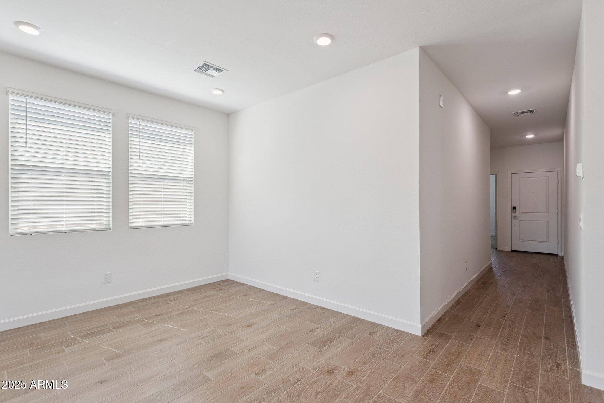 26057 W LYNNE Lane