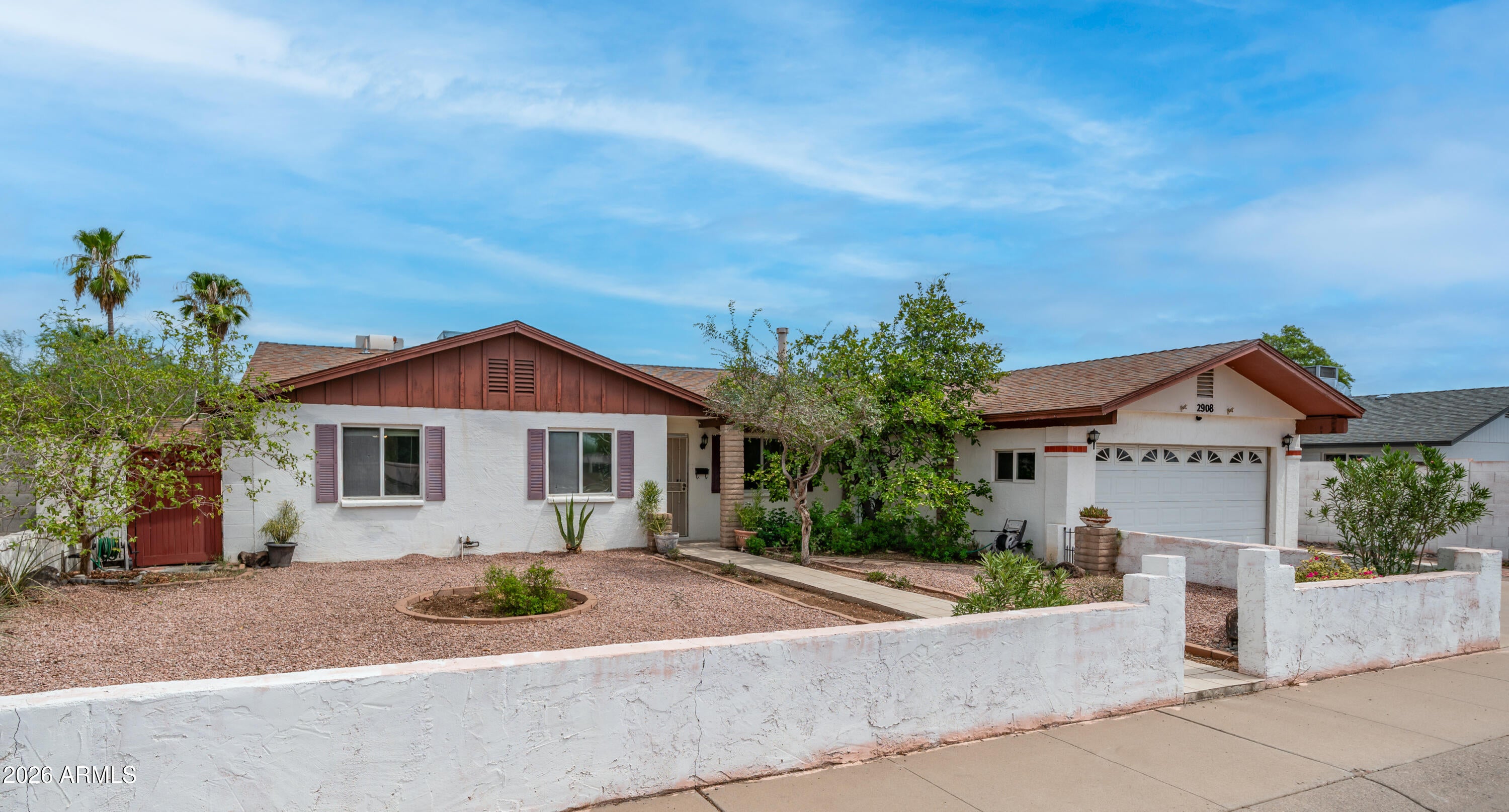 2908 E CACTUS Road