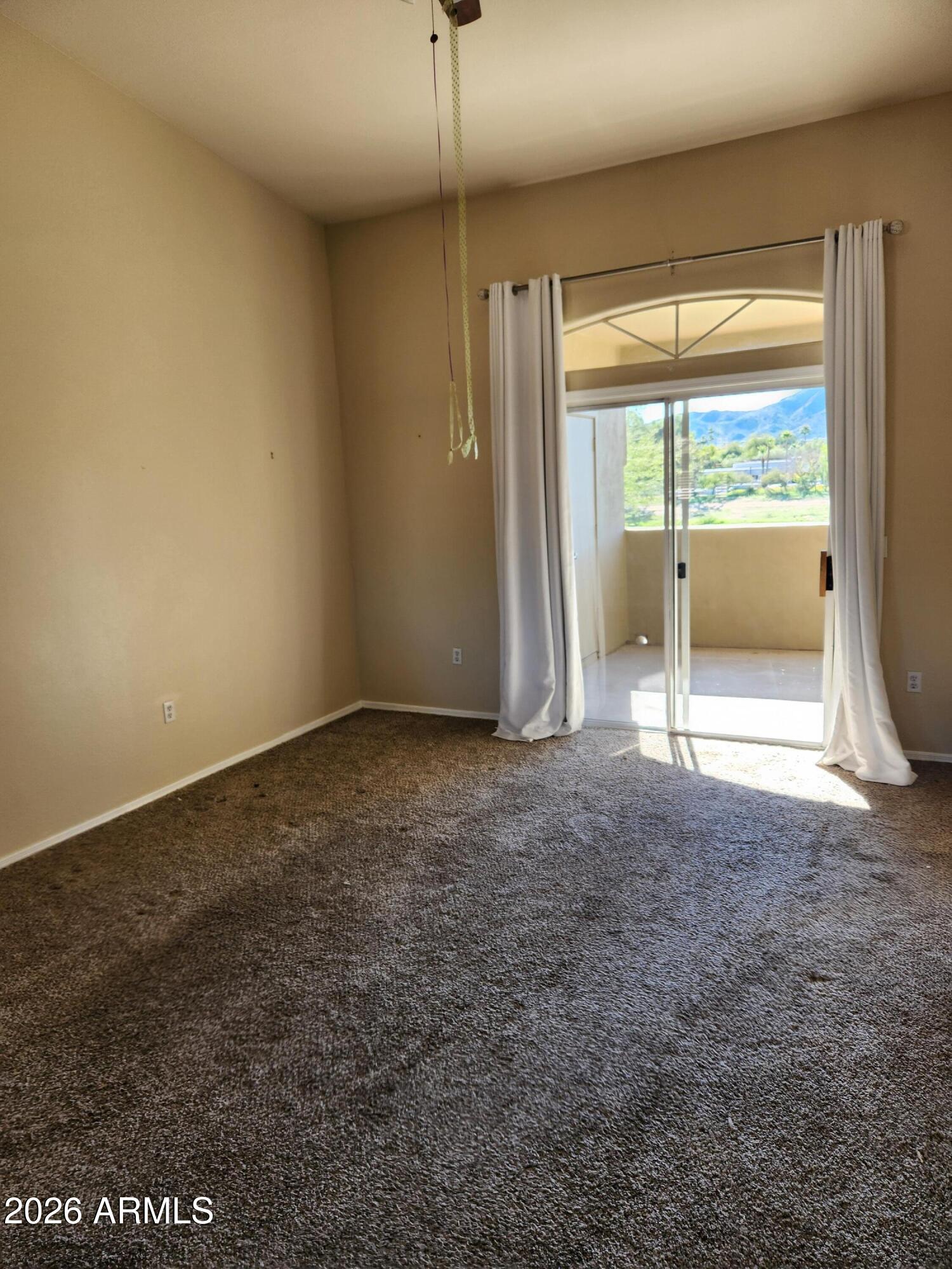 5335 E SHEA Boulevard 2058