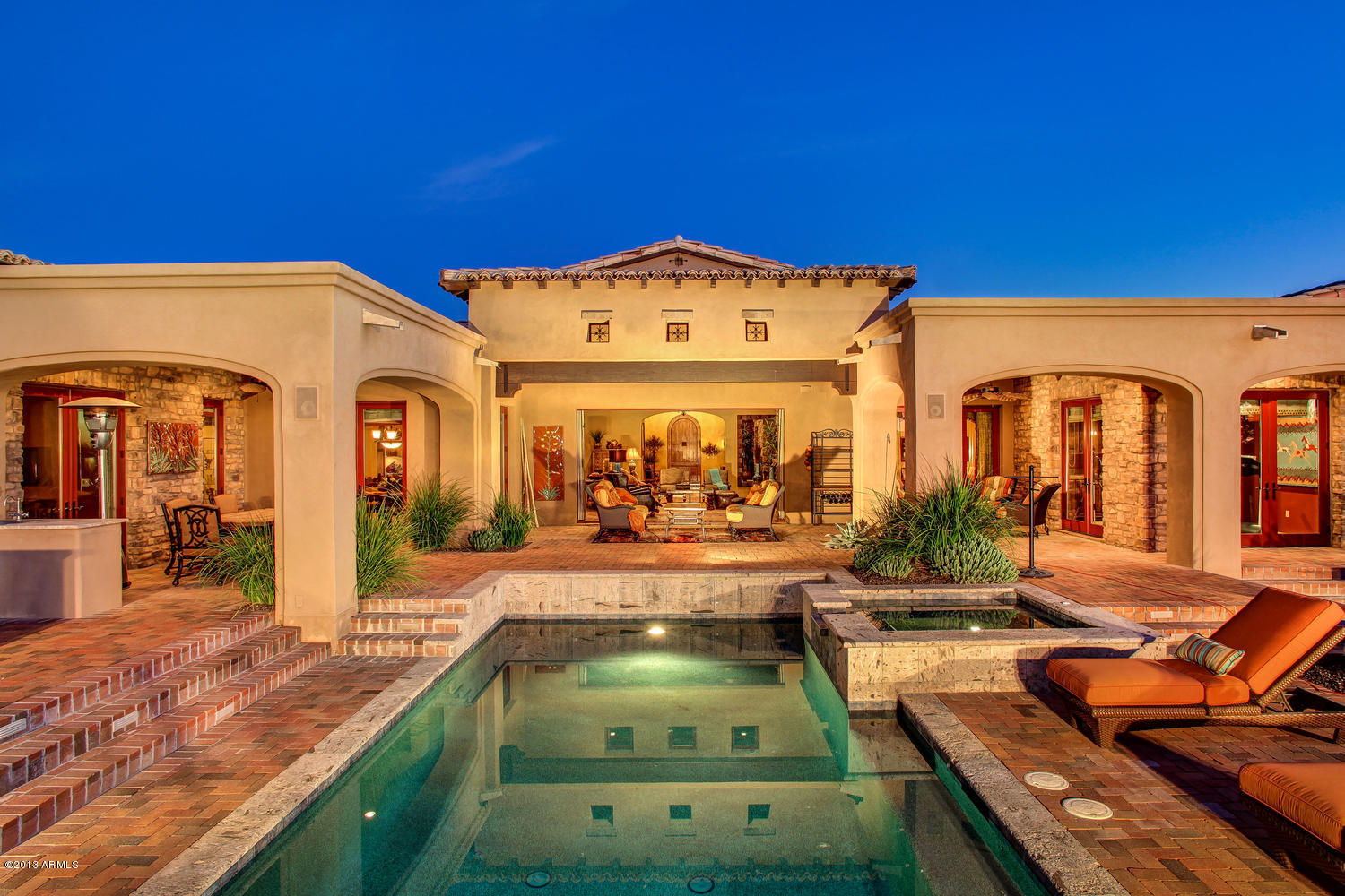 Mirabel Club - Residential