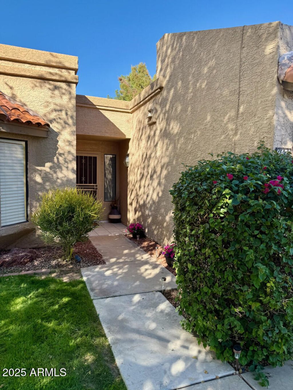 Photo of 9428 W Mcrae Way, Peoria, AZ 85382 (MLS # 6960174)