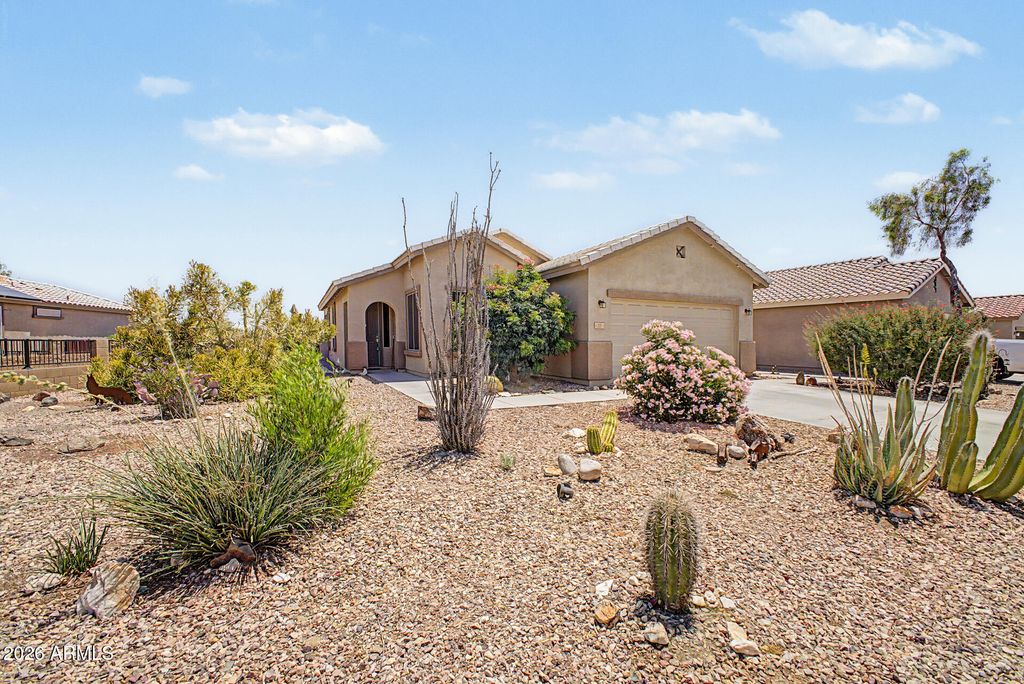 Photo of 237 S 225th Avenue, Buckeye, AZ 85326 (MLS # 7031018)