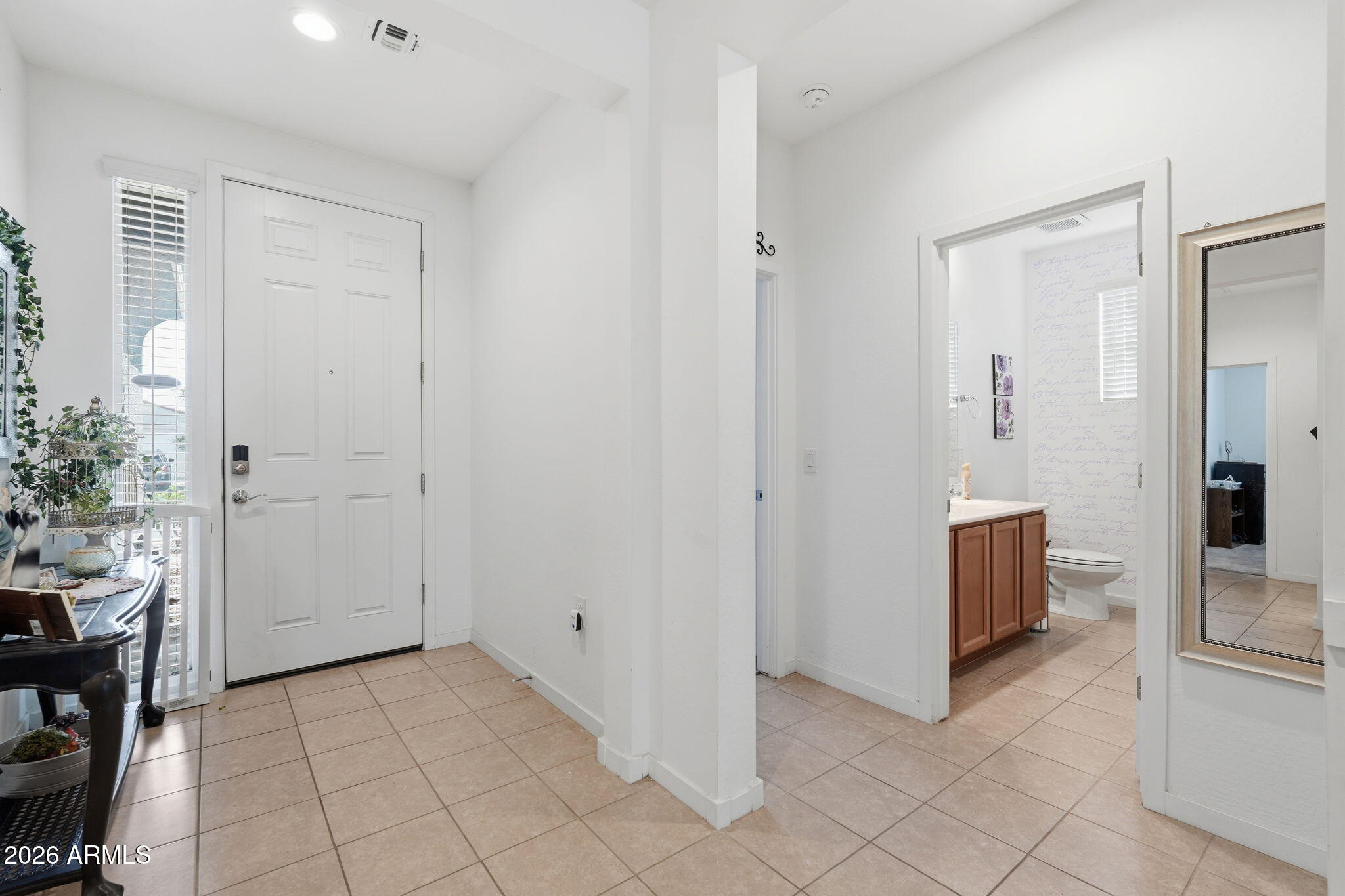 256 W CHASKA Trail