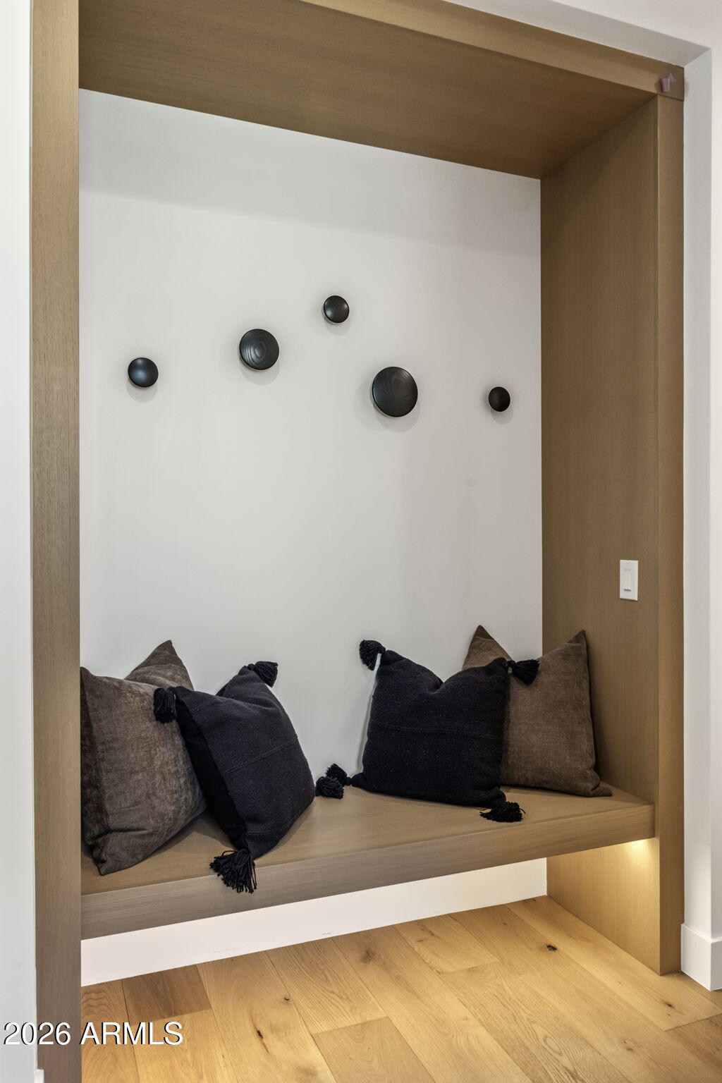 WHISPER ROCK UNIT 1 - Residential
