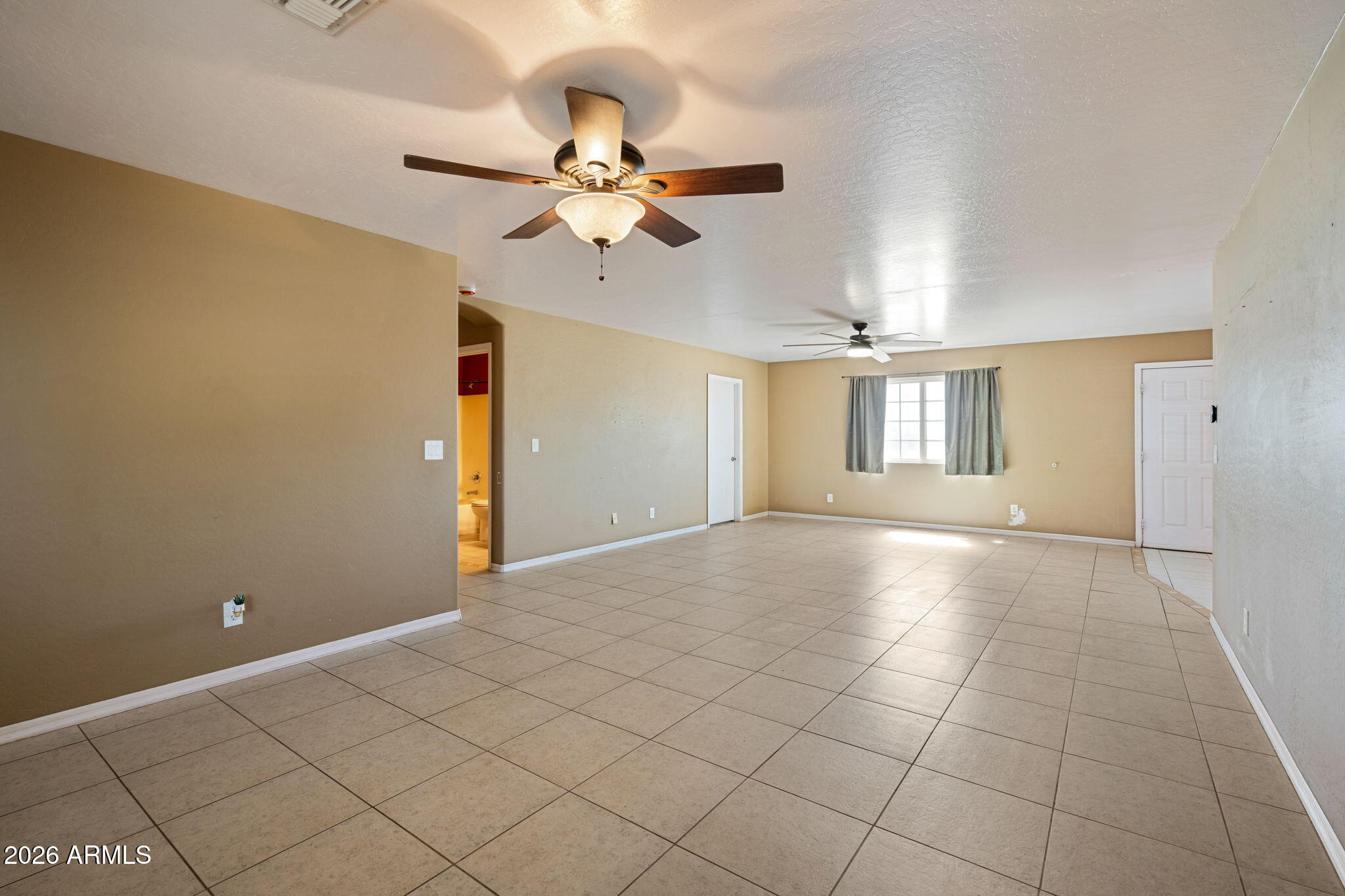 6401 E FOX HOLLOW Lane