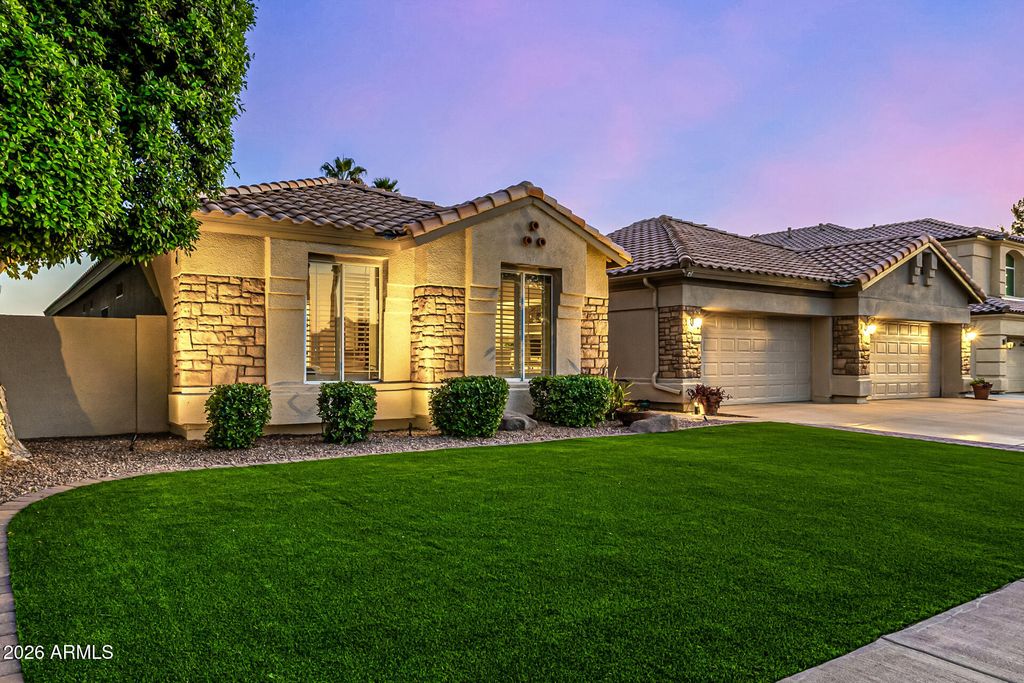 Photo of 2187 E Finley Street, Gilbert, AZ 85296 (MLS # 7003325)