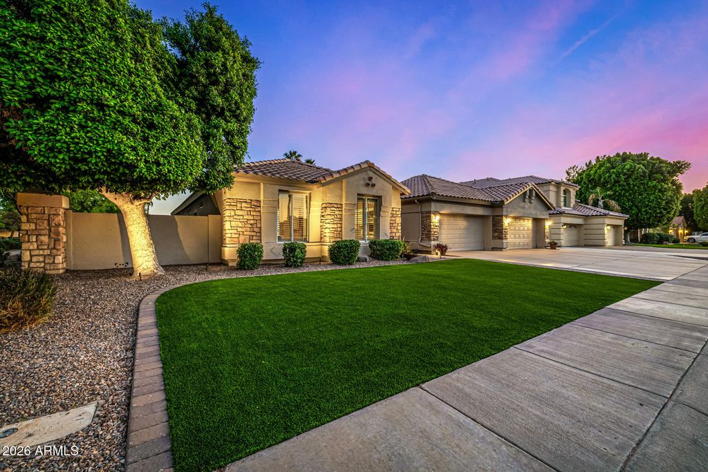 Photo of 2187 E Finley Street, Gilbert, AZ 85296 (MLS # 7003325)