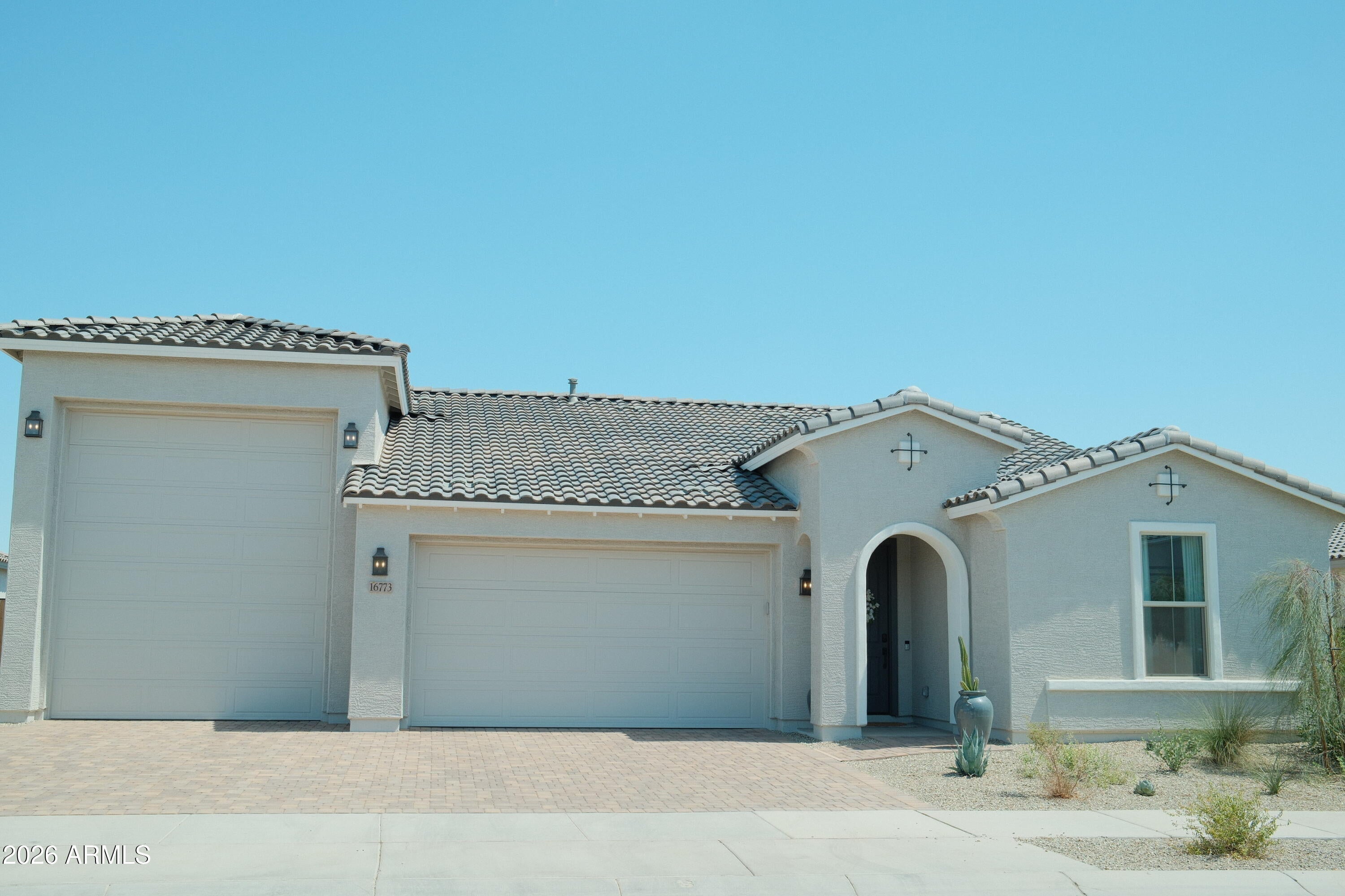 16773 W WHISPERING WIND Drive