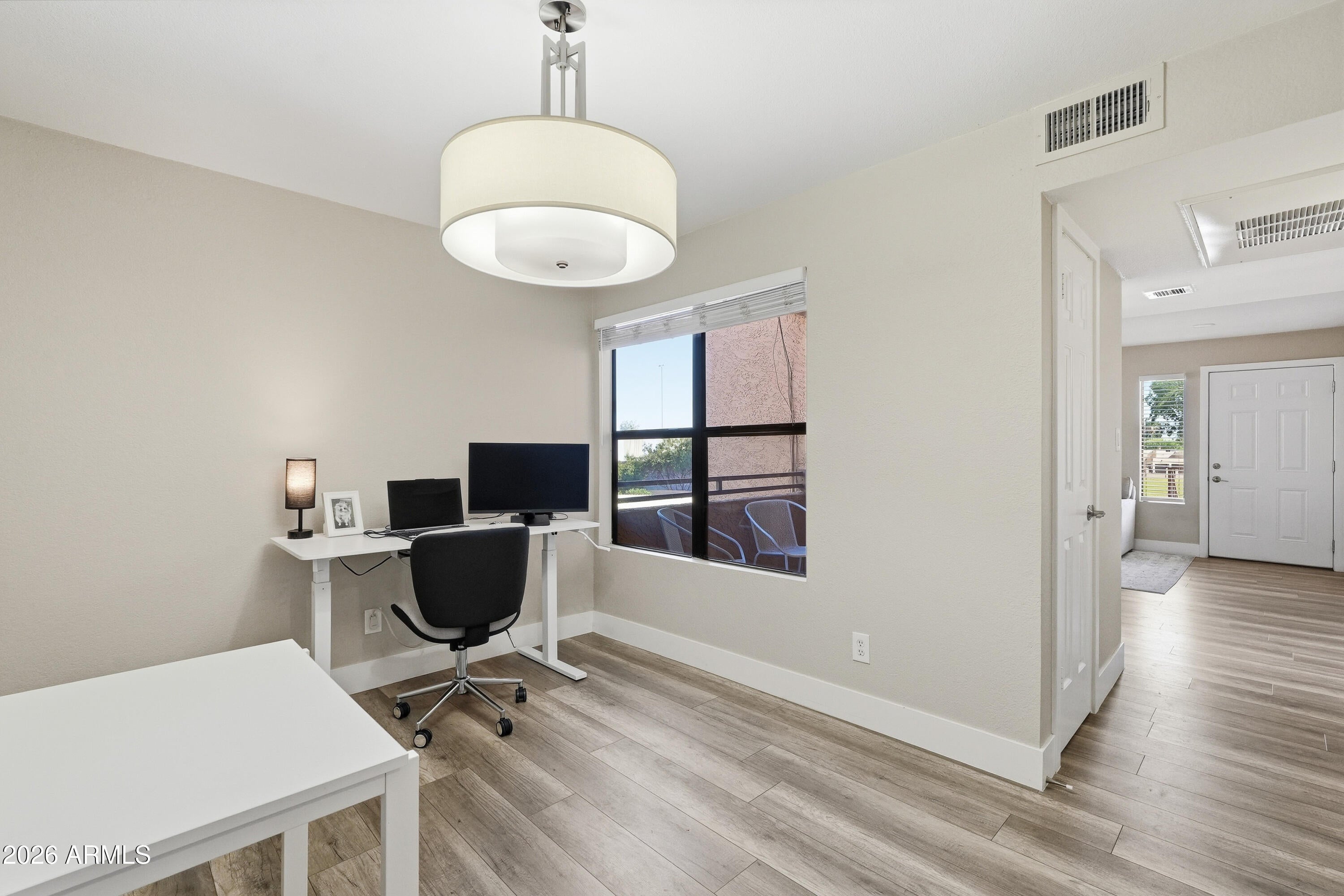 8787 E MOUNTAIN VIEW Road 2059