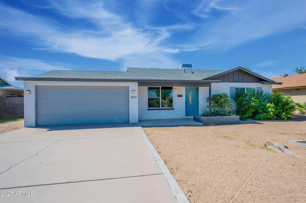 Photo of 1849 E Watson Drive, Tempe, AZ 85283 (MLS # 6849335)